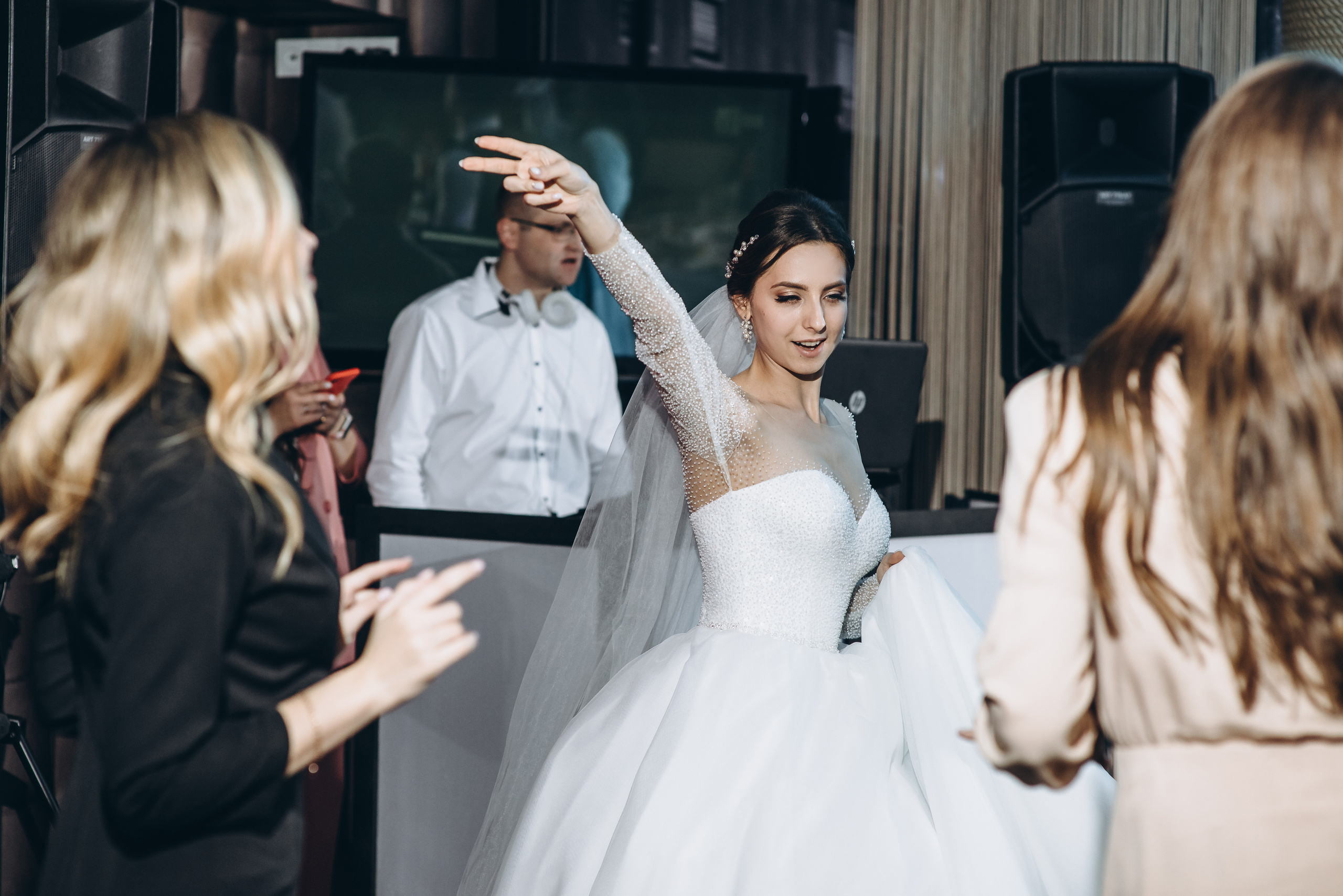 Юлія та Сергій (анонс). Весільний та сімейний фотограф Україна