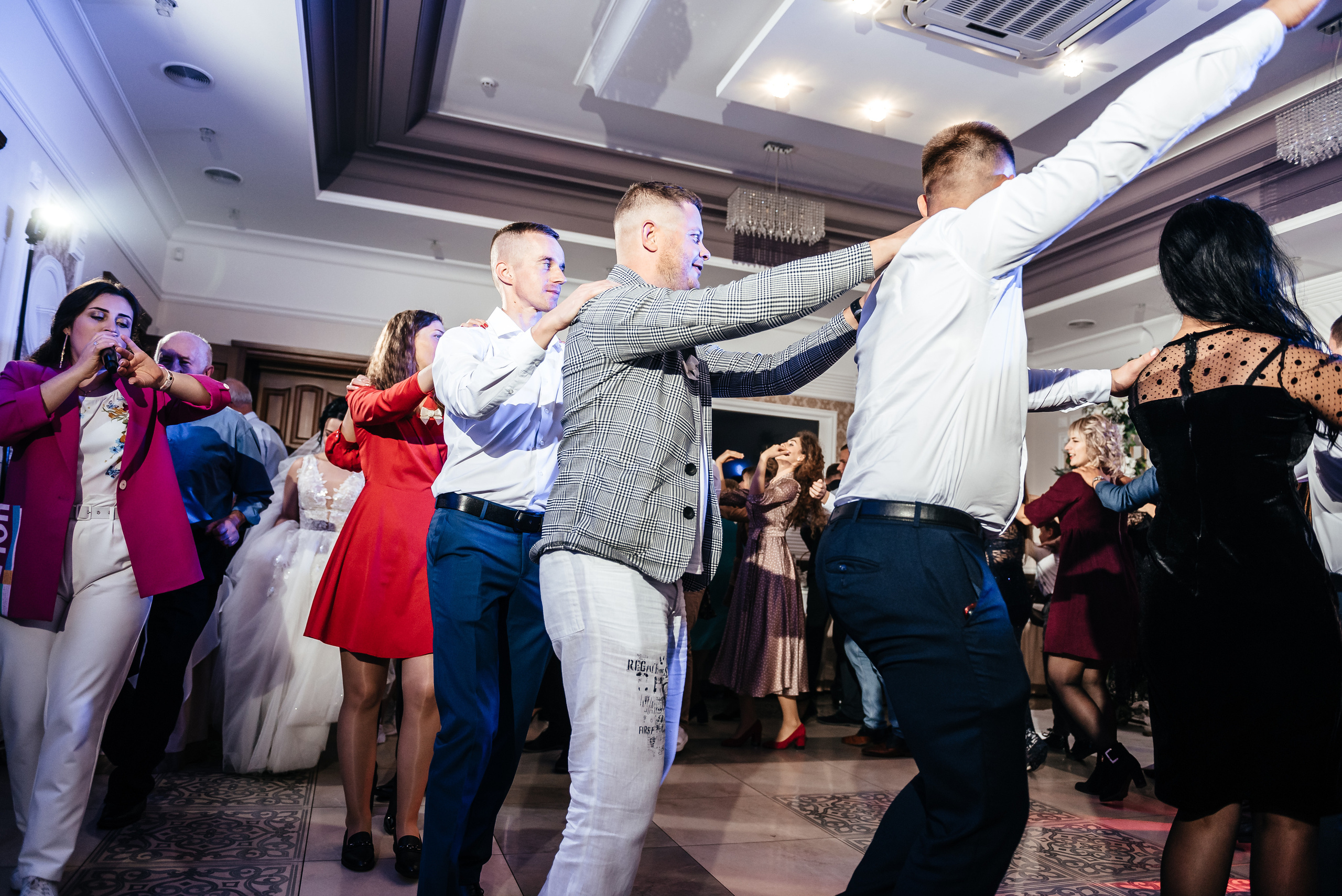 Аня та Кирил весілля. Весільний та сімейний фотограф Україна