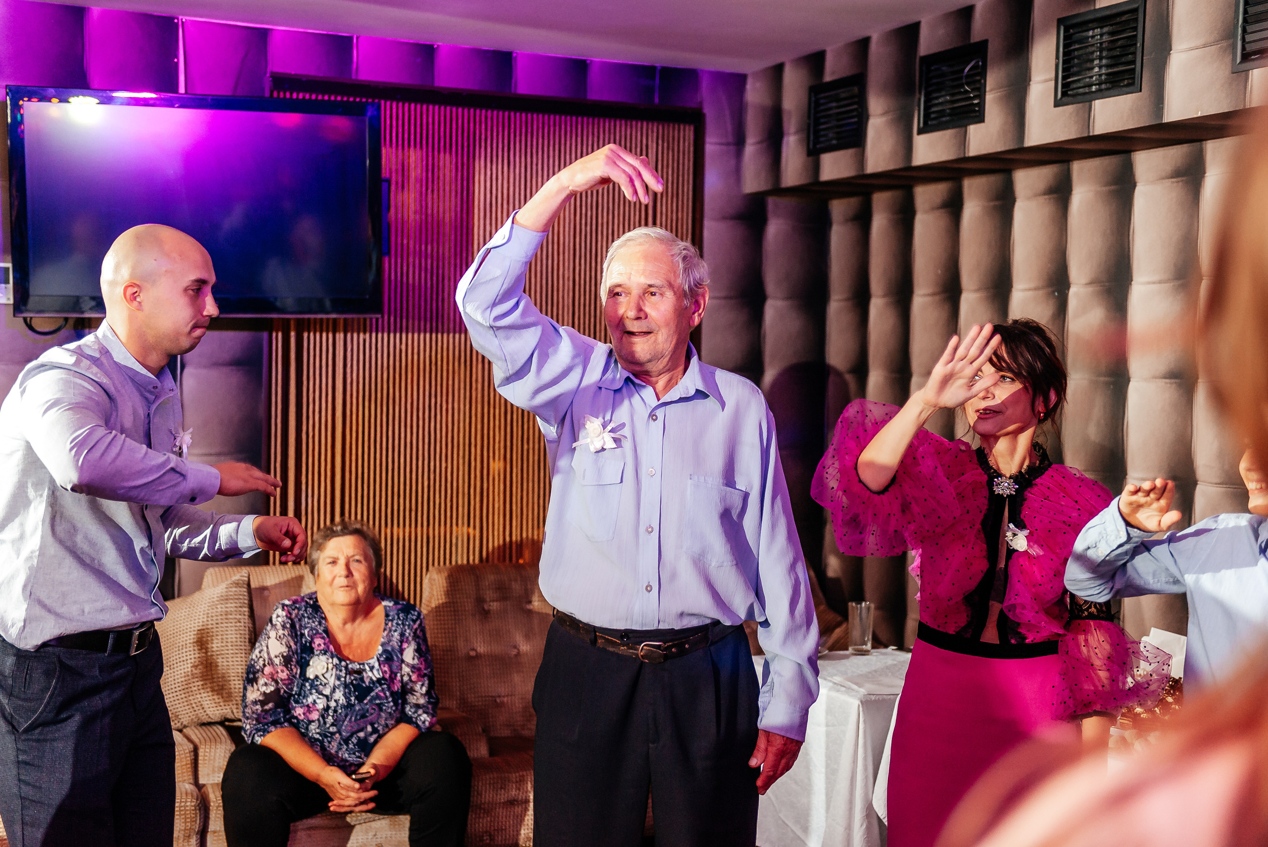 Юлія та Сергій (анонс). Весільний та сімейний фотограф Україна