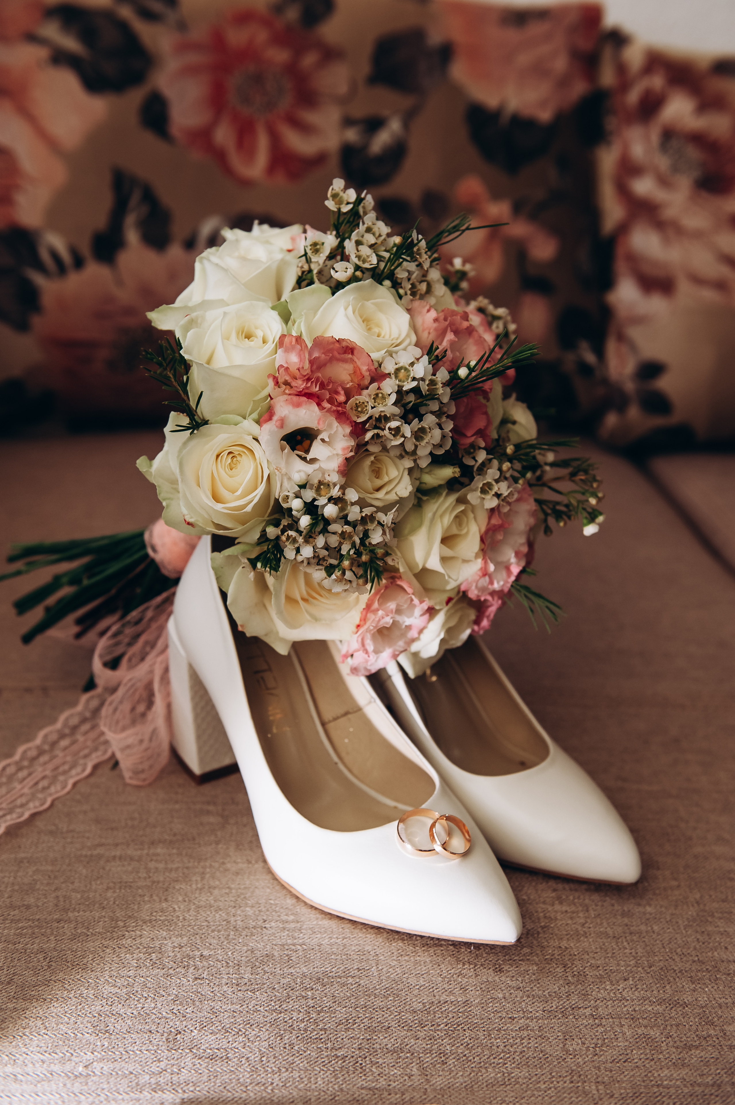 Аня та Кирил весілля. Весільний та сімейний фотограф Україна