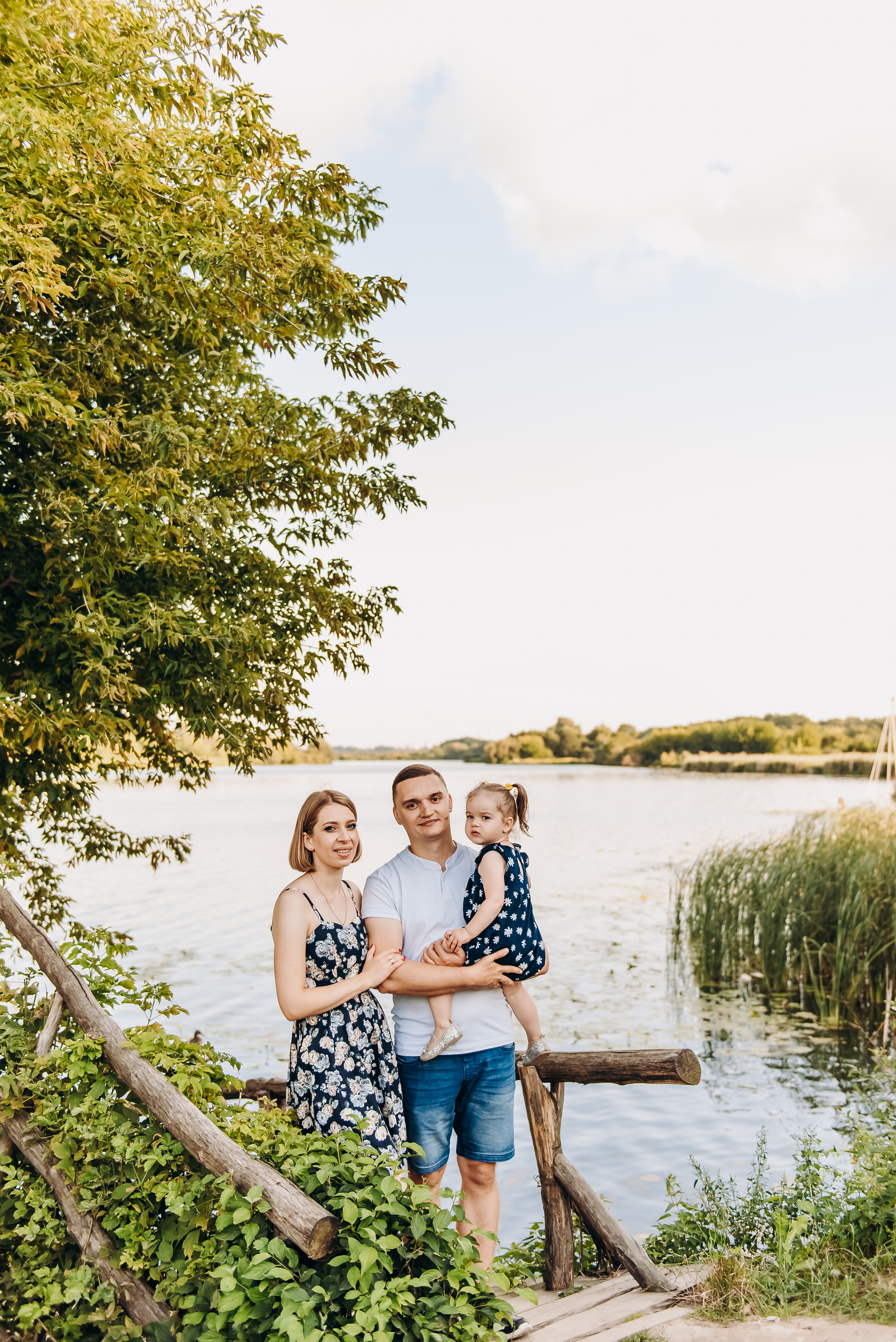 Надія сім"я. Весільний та сімейний фотограф Україна