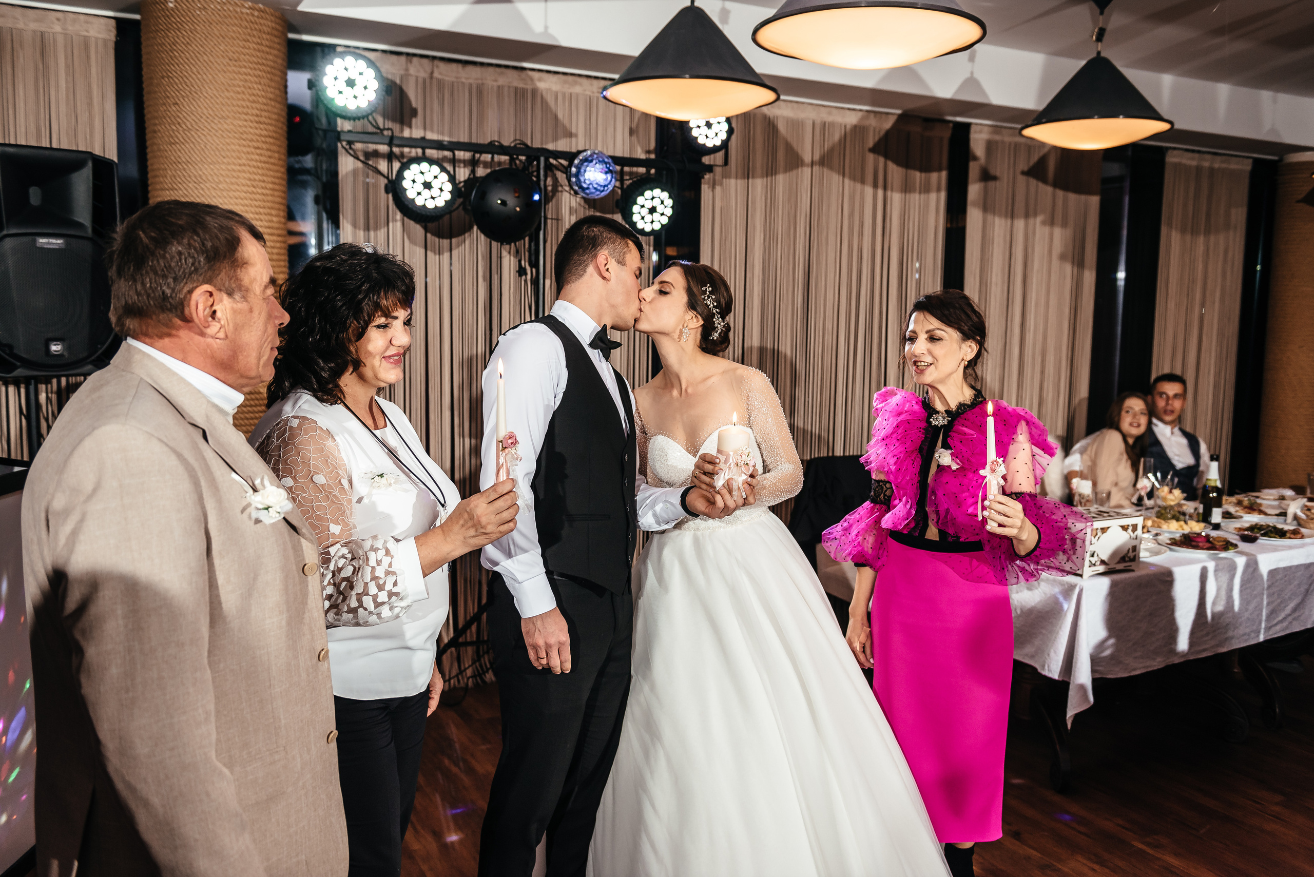 Юлія та Сергій (анонс). Весільний та сімейний фотограф Україна