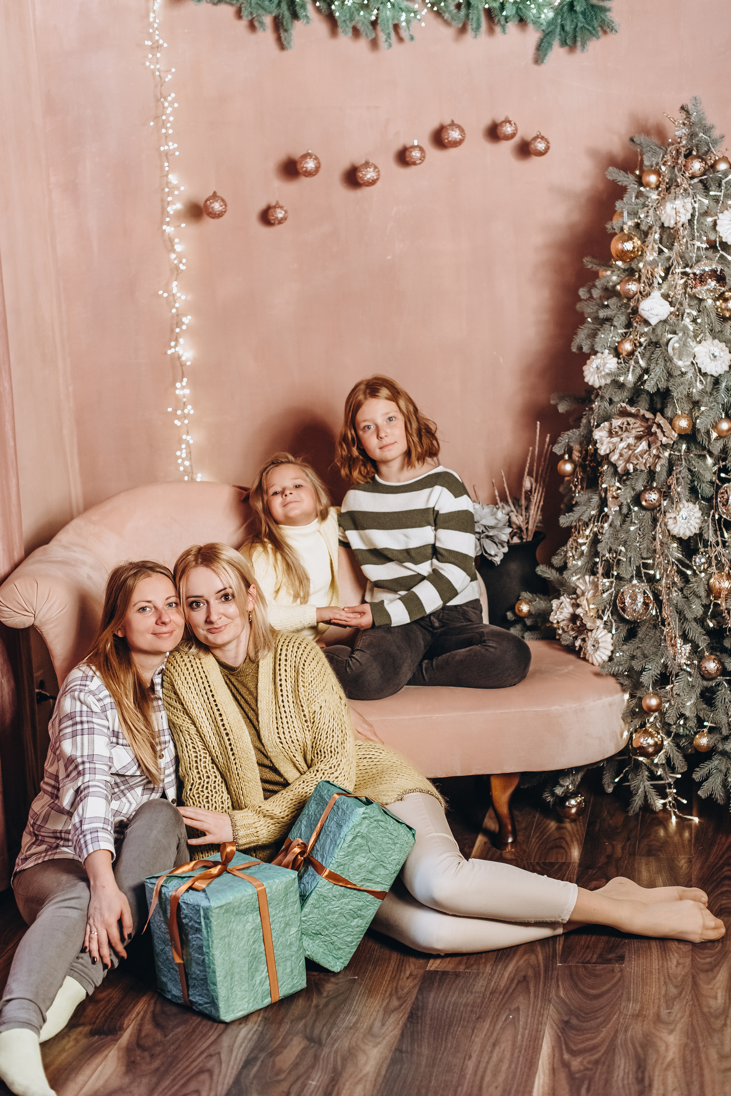 Новорічна та сімейн фотосесія. Весільний та сімейний фотограф Україна