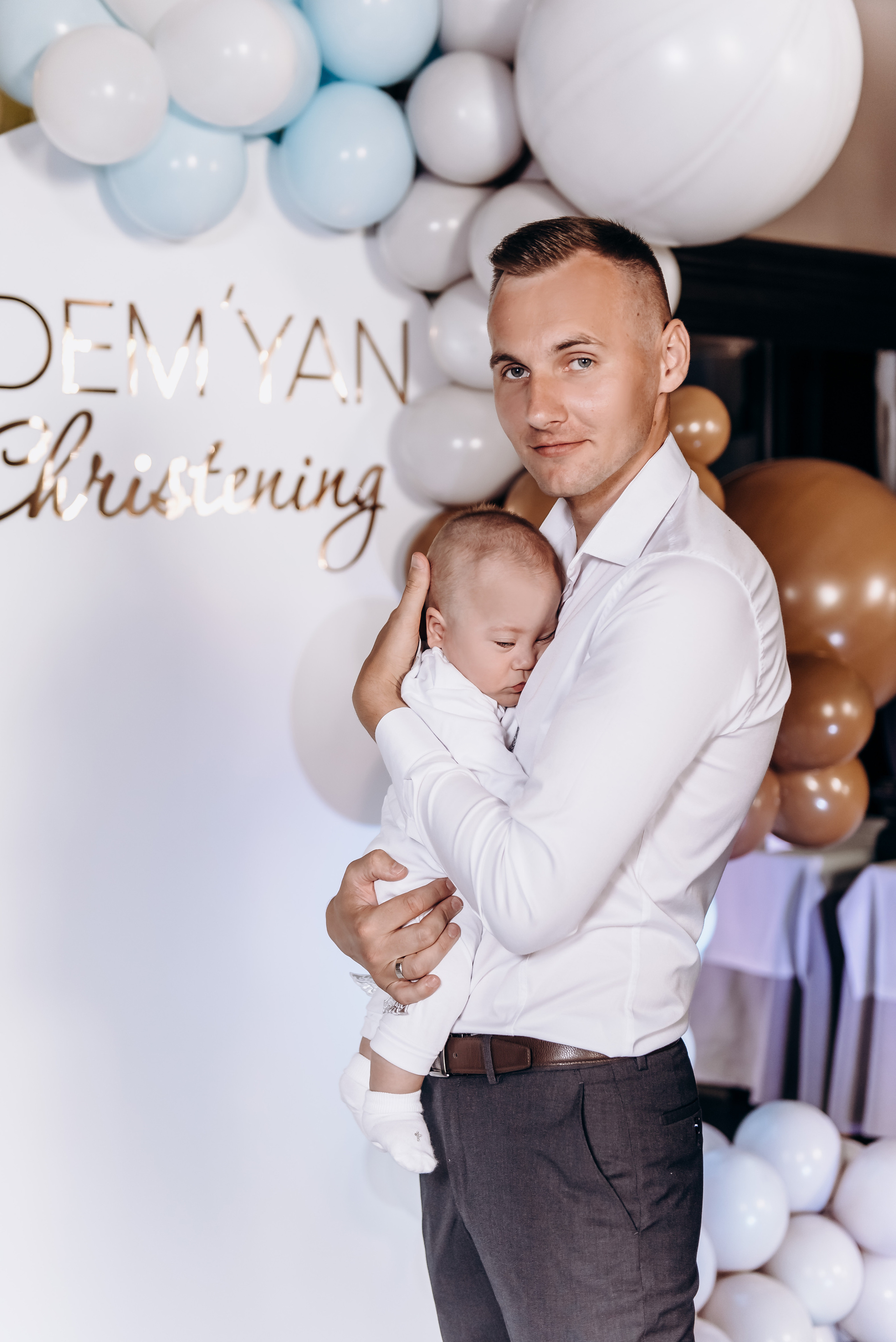 Хрещення Дем"яна. Весільний та сімейний фотограф Україна