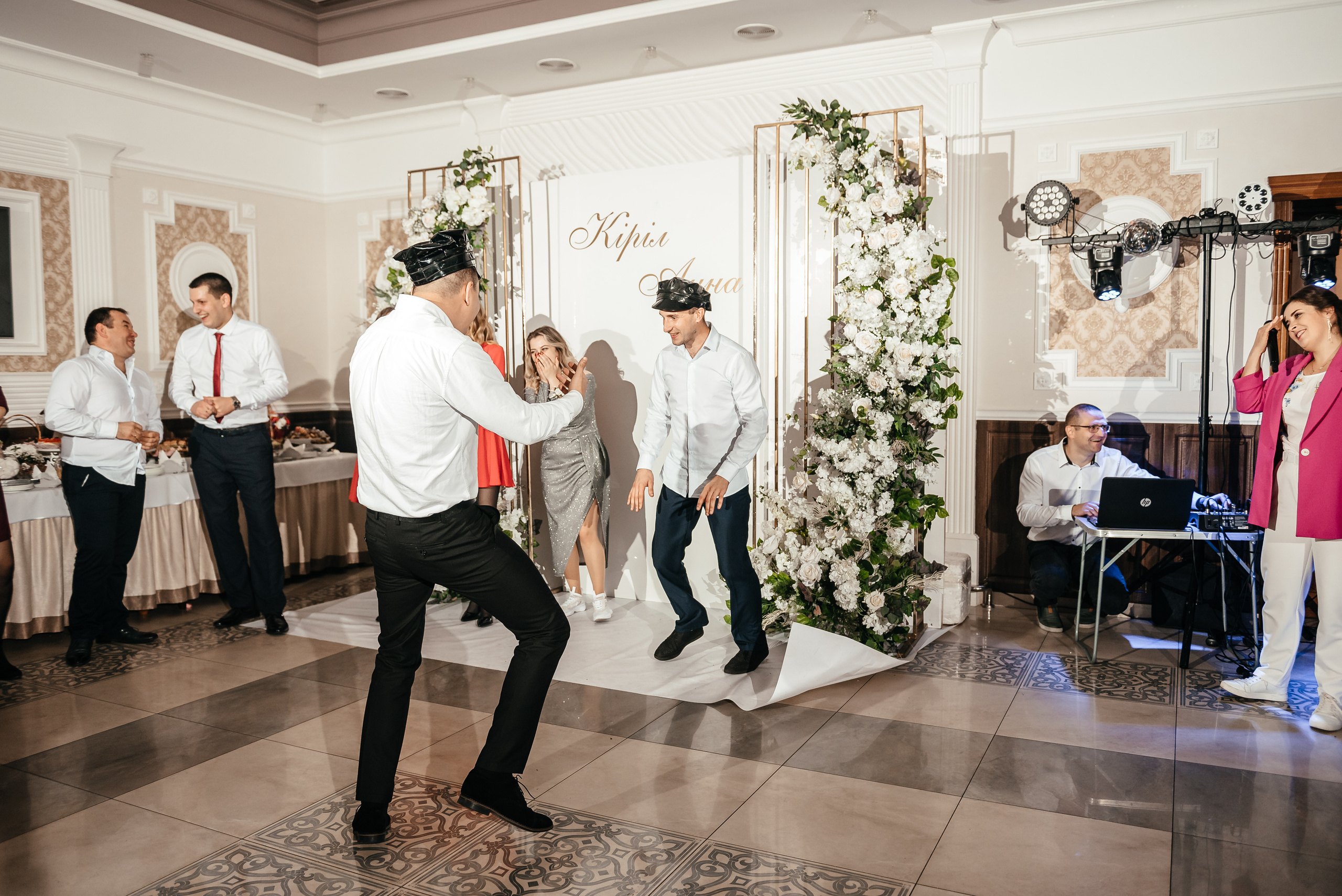 Аня та Кирил весілля. Весільний та сімейний фотограф Україна