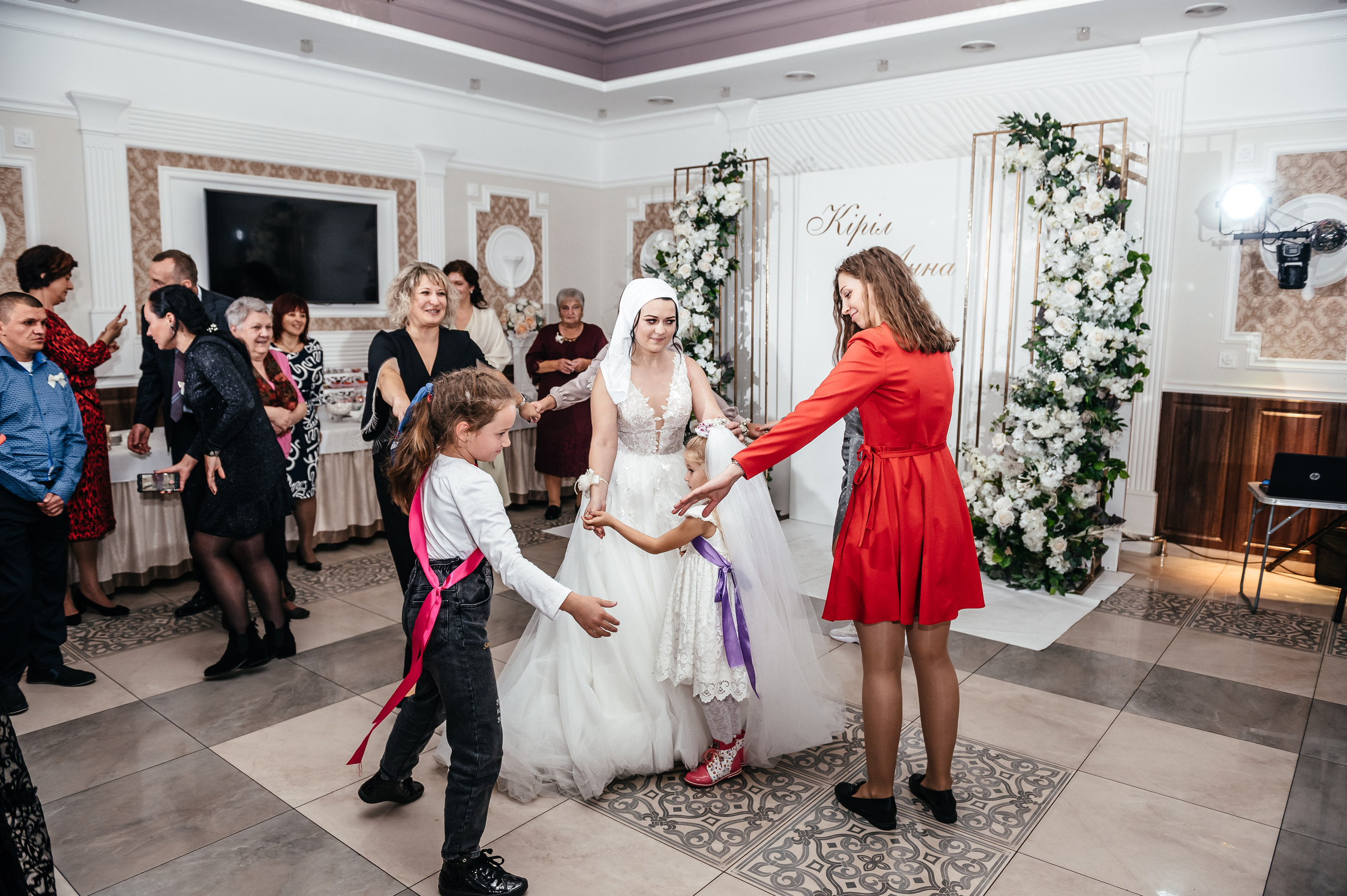 Аня та Кирил весілля. Весільний та сімейний фотограф Україна