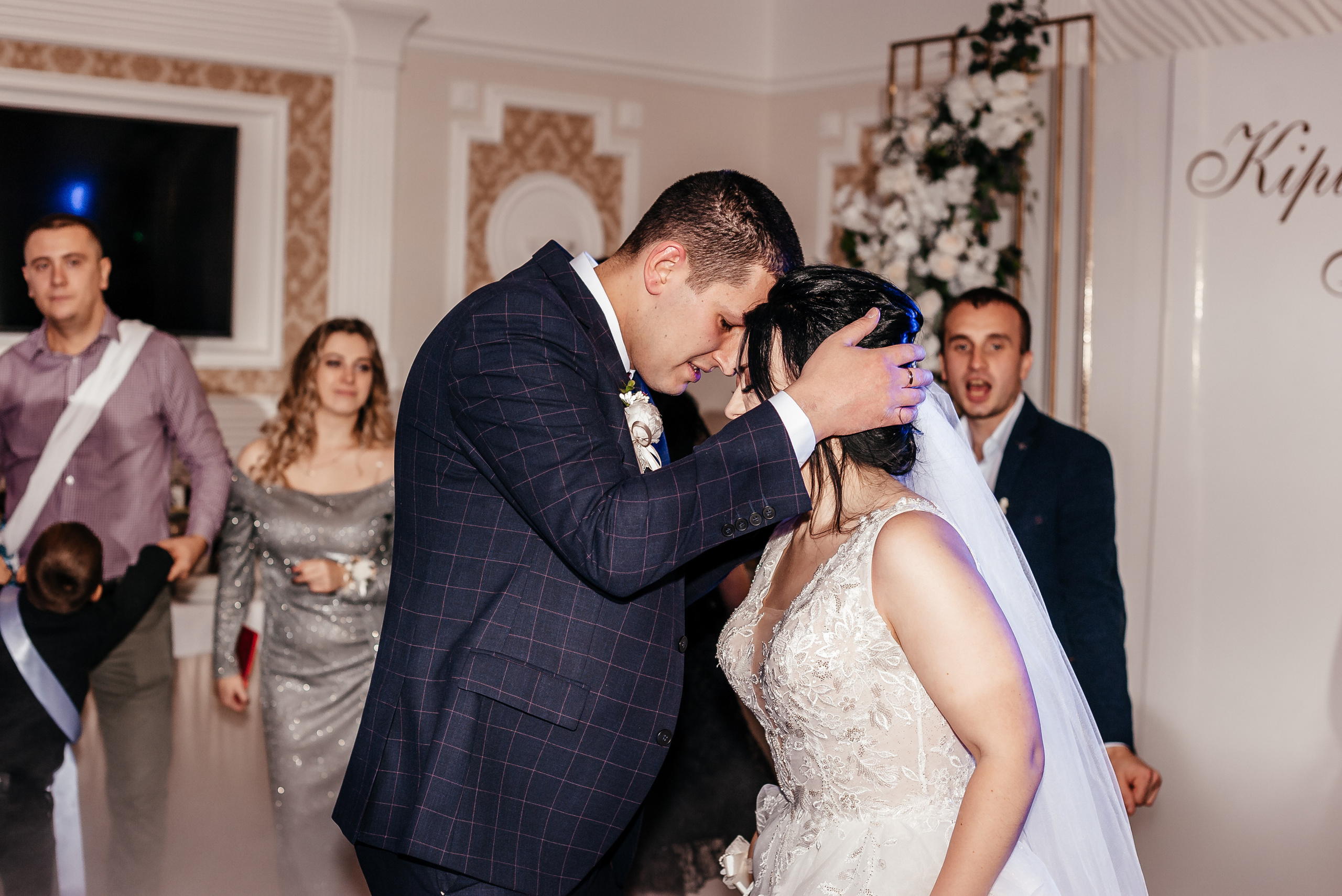 Аня та Кирил весілля. Весільний та сімейний фотограф Україна