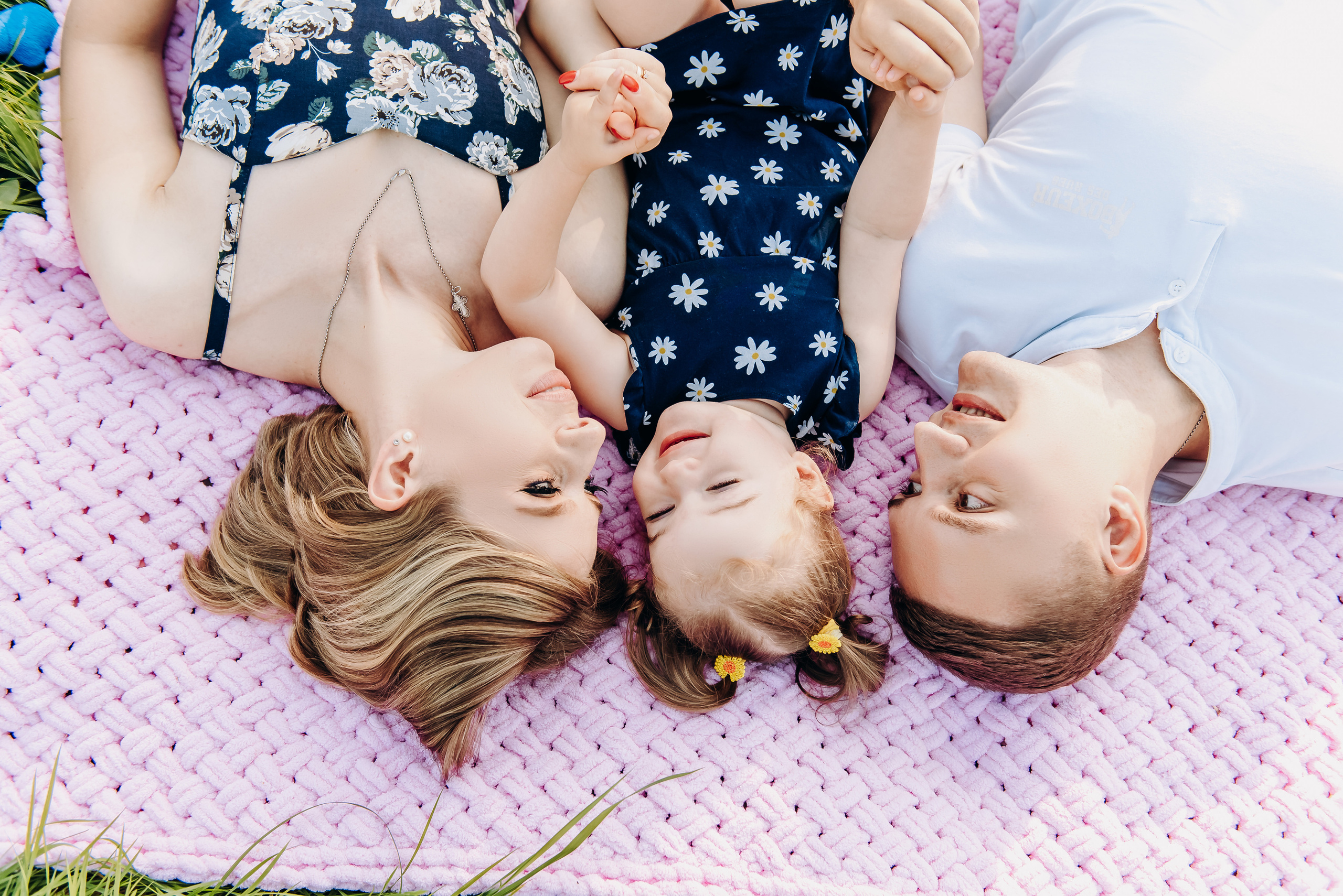 Надія сім"я. Весільний та сімейний фотограф Україна