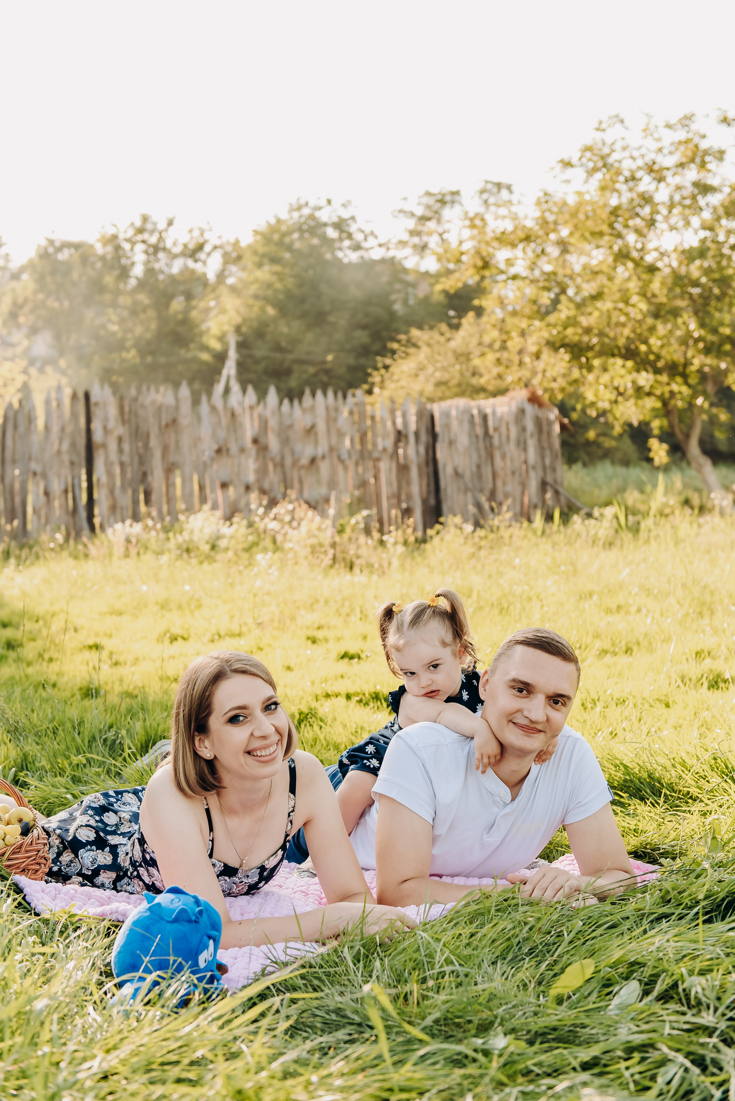 Надія сім"я. Весільний та сімейний фотограф Україна