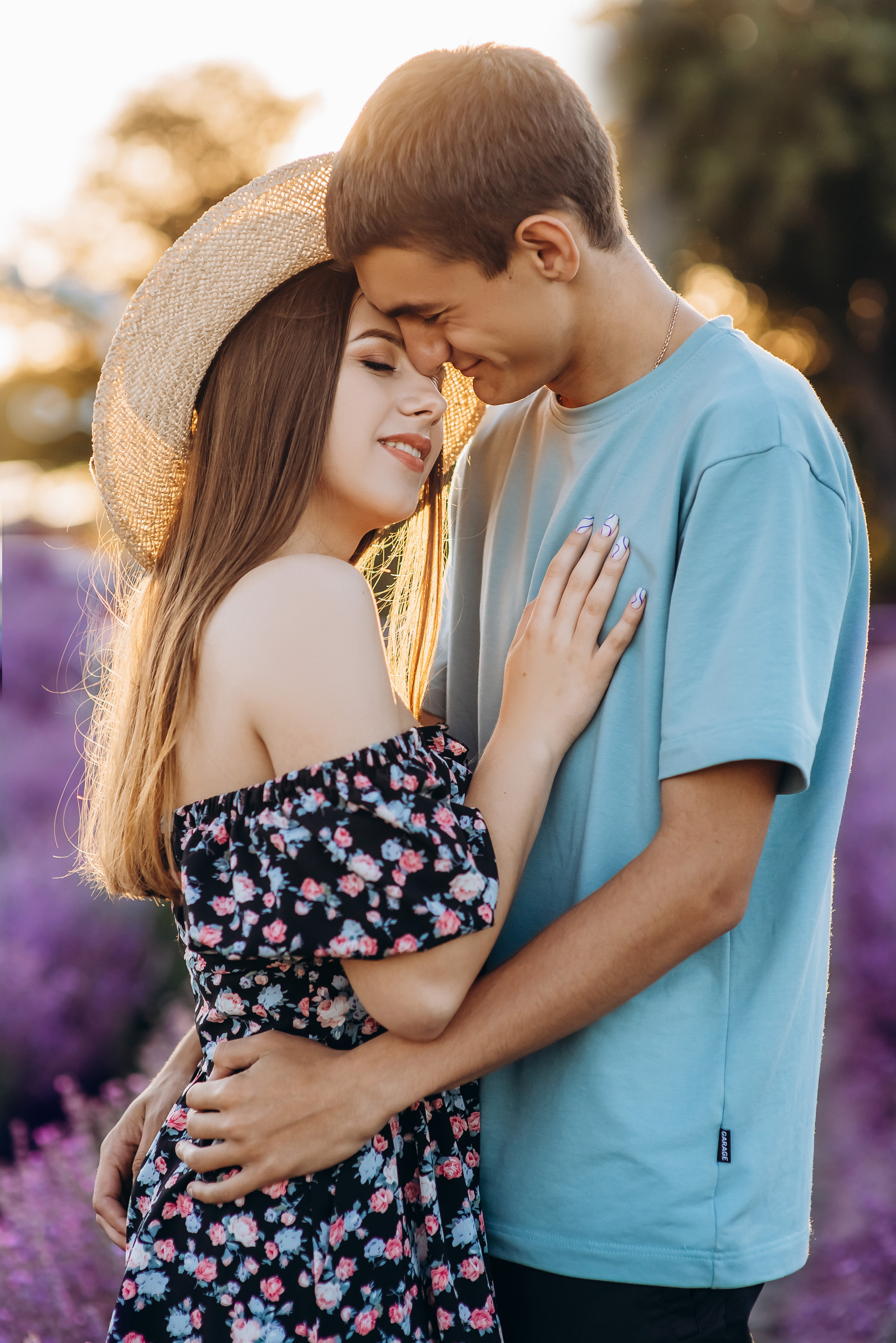 Таня і Діма лаванда. Весільний та сімейний фотограф Україна