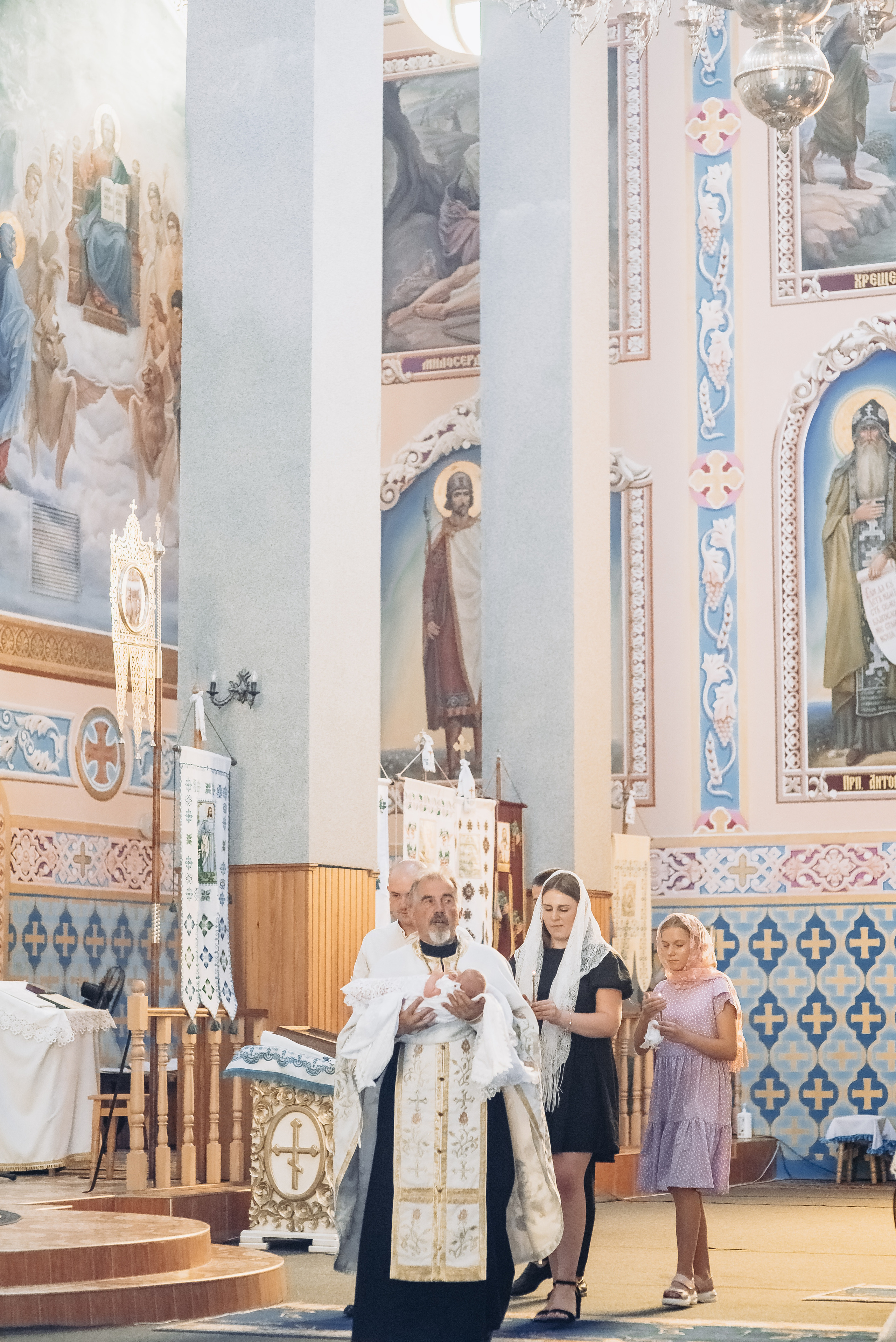 Таінство хрещення. Весільний та сімейний фотограф Україна