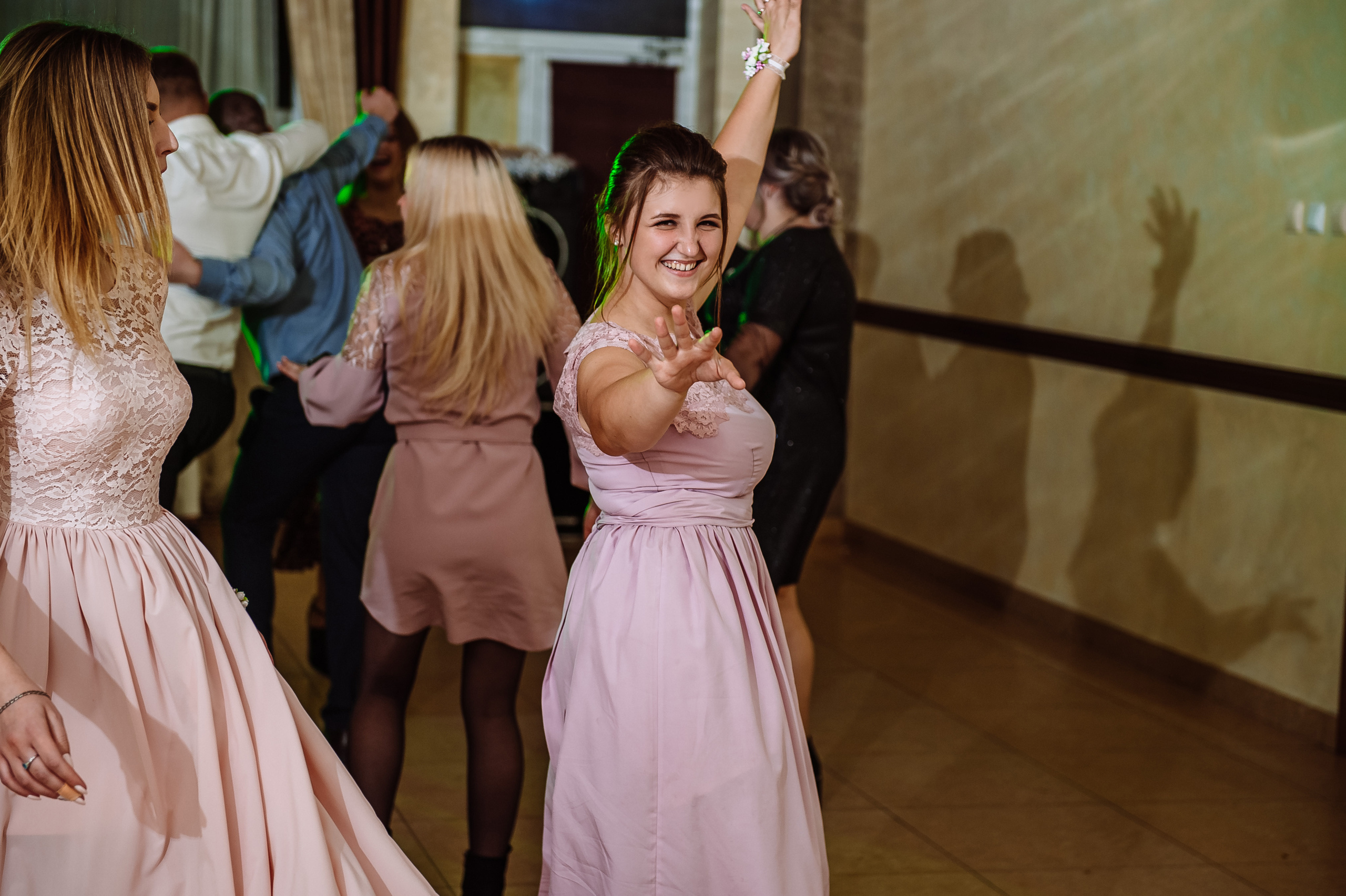 Весільна фотосесія. Весільний та сімейний фотограф Україна