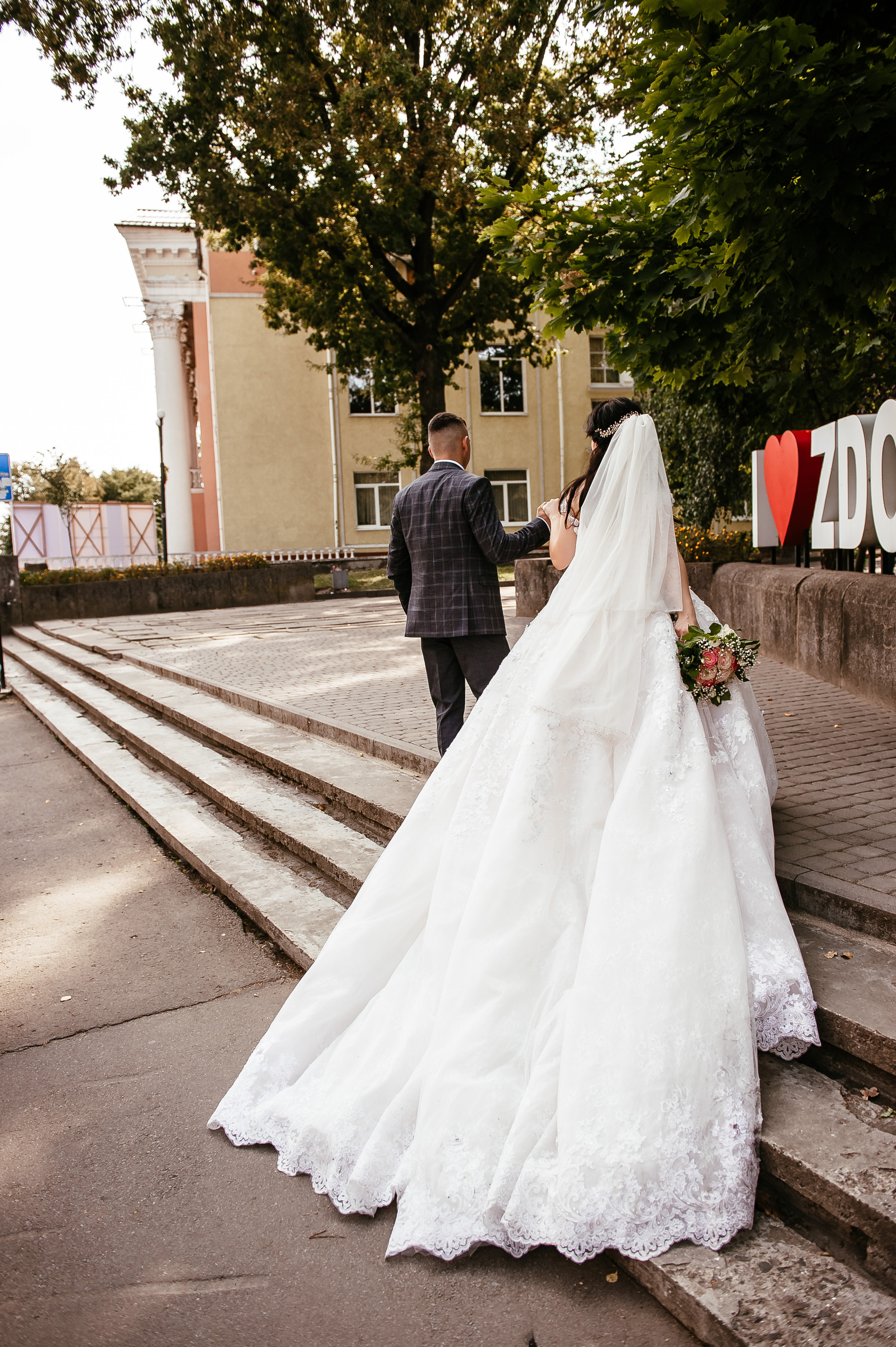 Весільна фотосесія. Весільний та сімейний фотограф Україна