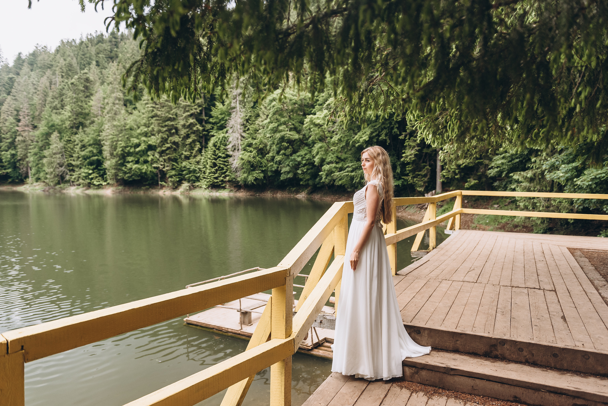 Історія кохання Ані та Максима озеро Синевір. Весільний та сімейний фотограф Україна