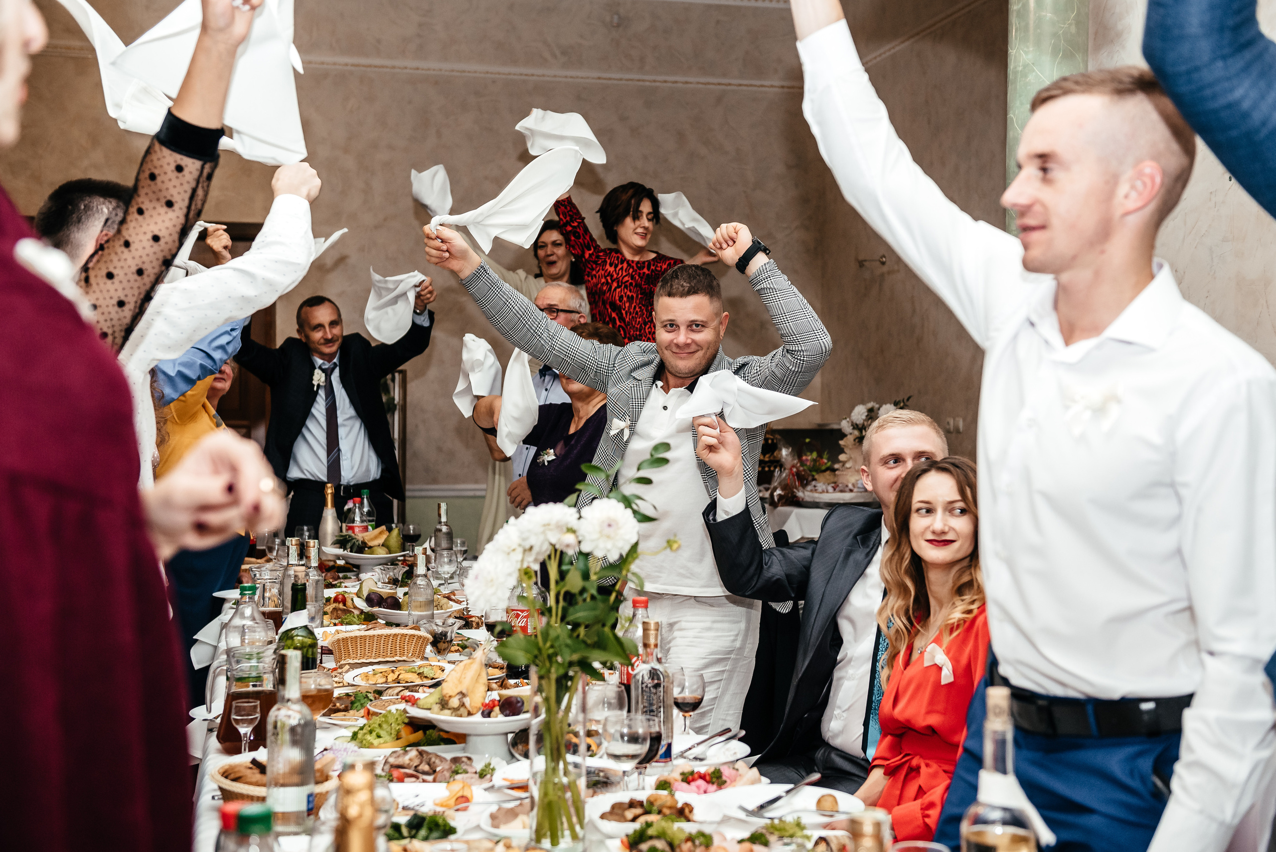 Аня та Кирил весілля. Весільний та сімейний фотограф Україна