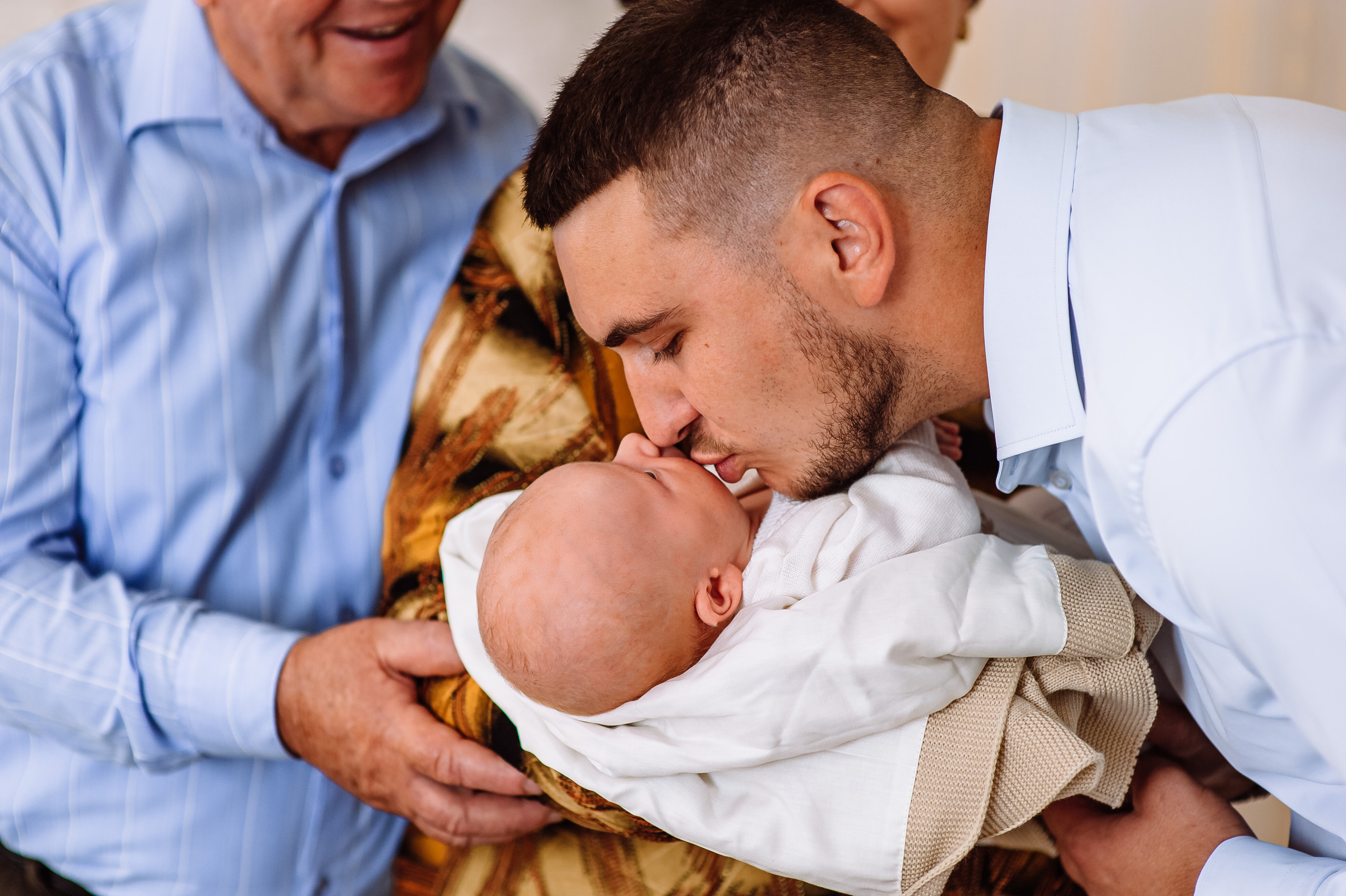 Таінство хрещення. Весільний та сімейний фотограф Україна