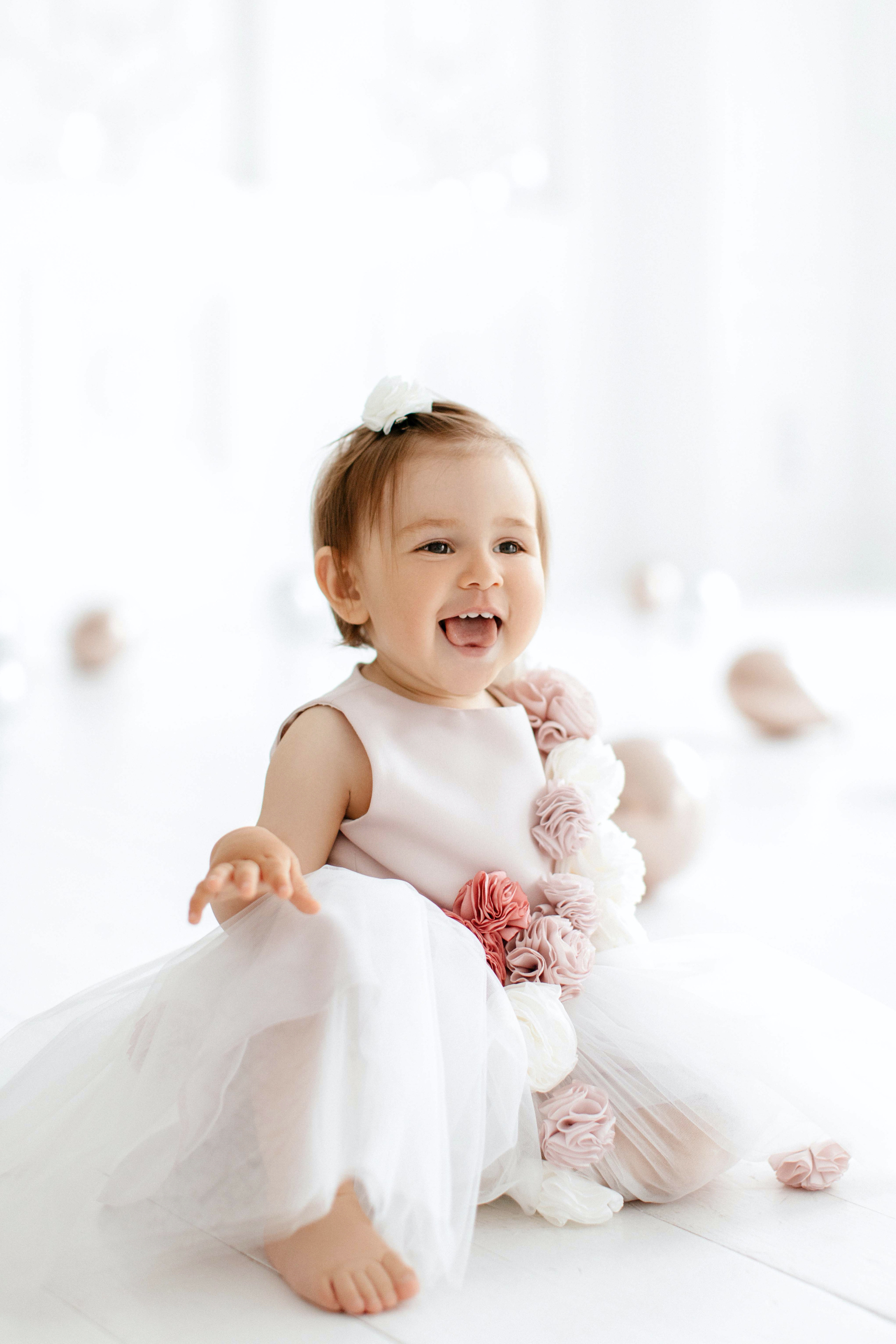 Перший тортик Аміни. Twolovingsouls™: жіночий портрет і сімейна фотографія Київ | Ірпінь