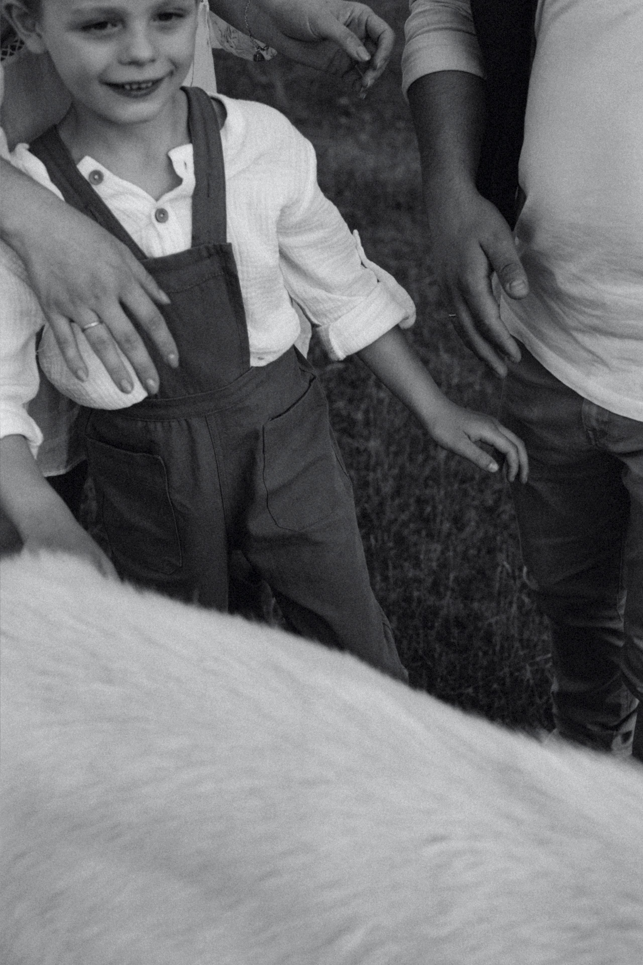 Одного разу на вівчарні: Денис, Віка і Владік. Twolovingsouls™: жіночий портрет і сімейна фотографія Київ | Ірпінь