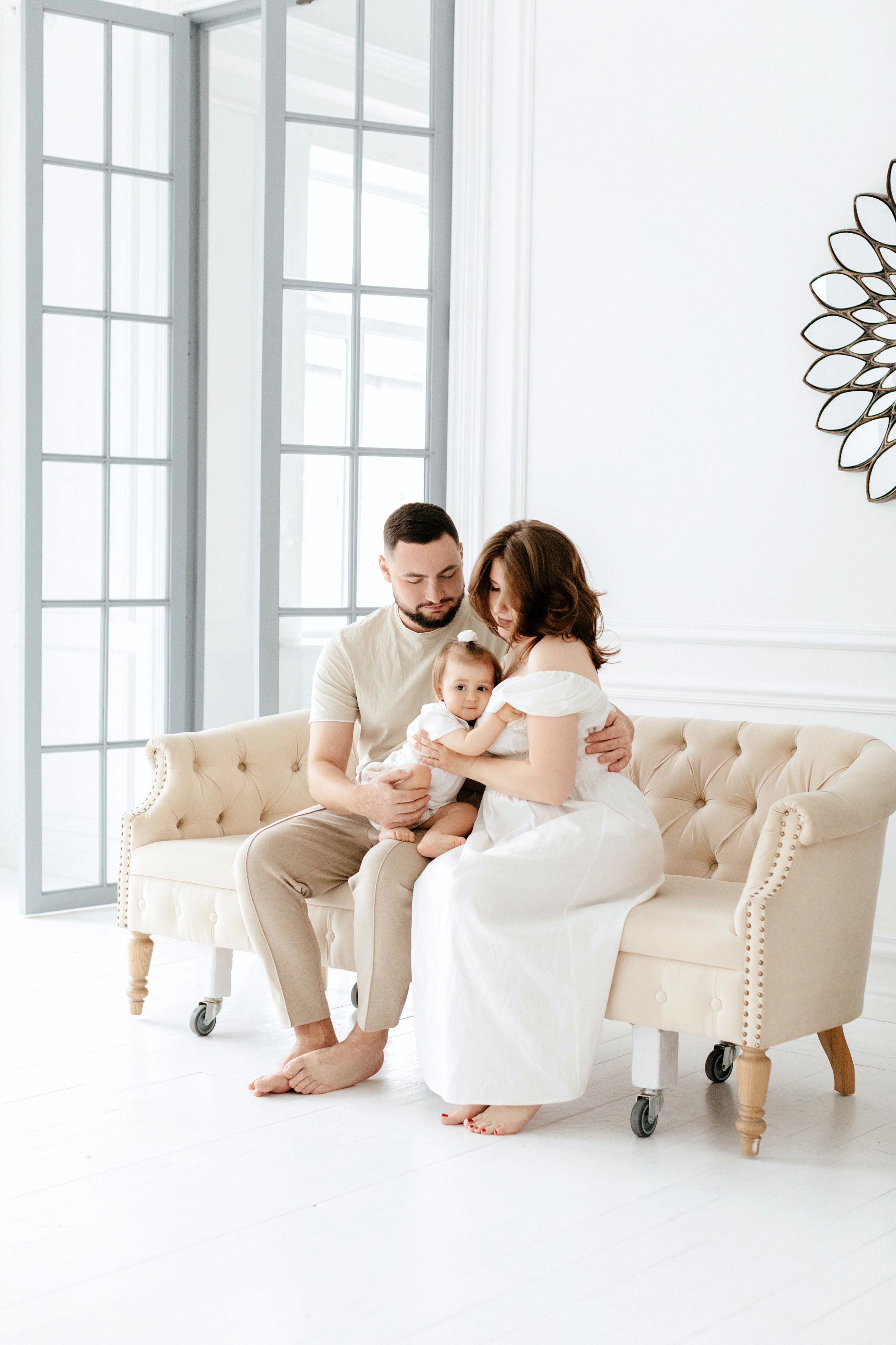 Перший тортик Аміни. Twolovingsouls™: жіночий портрет і сімейна фотографія Київ | Ірпінь