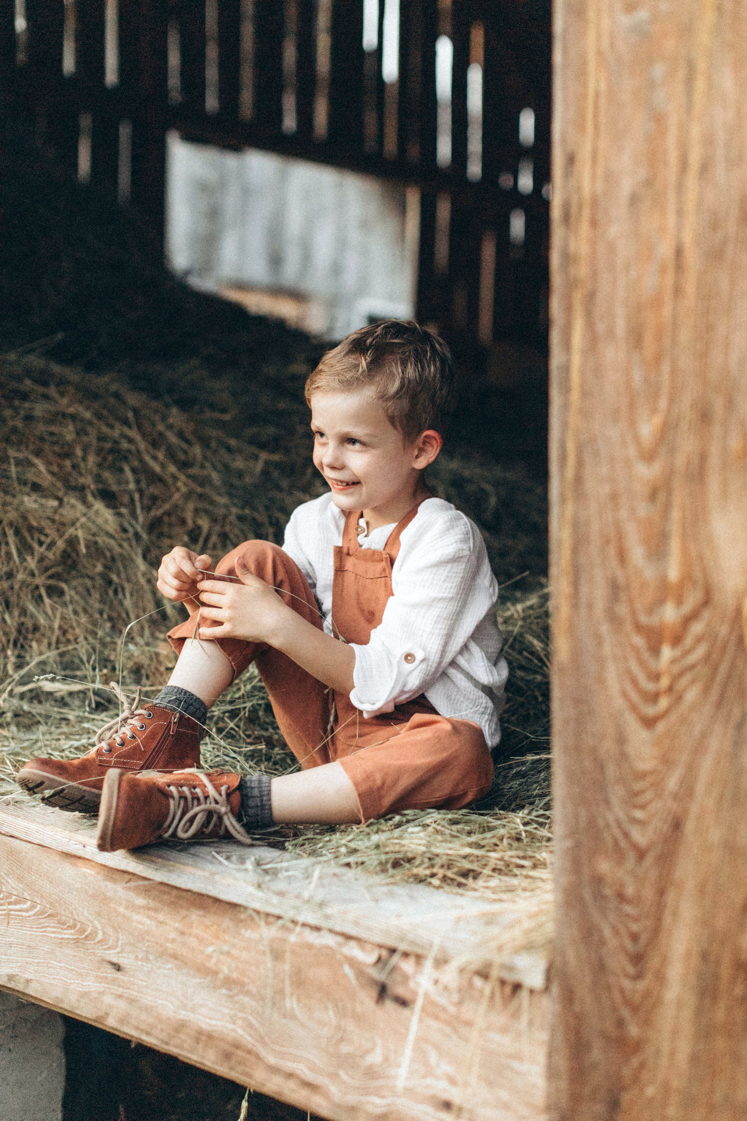 Одного разу на вівчарні: Денис, Віка і Владік. Twolovingsouls™: жіночий портрет і сімейна фотографія Київ | Ірпінь