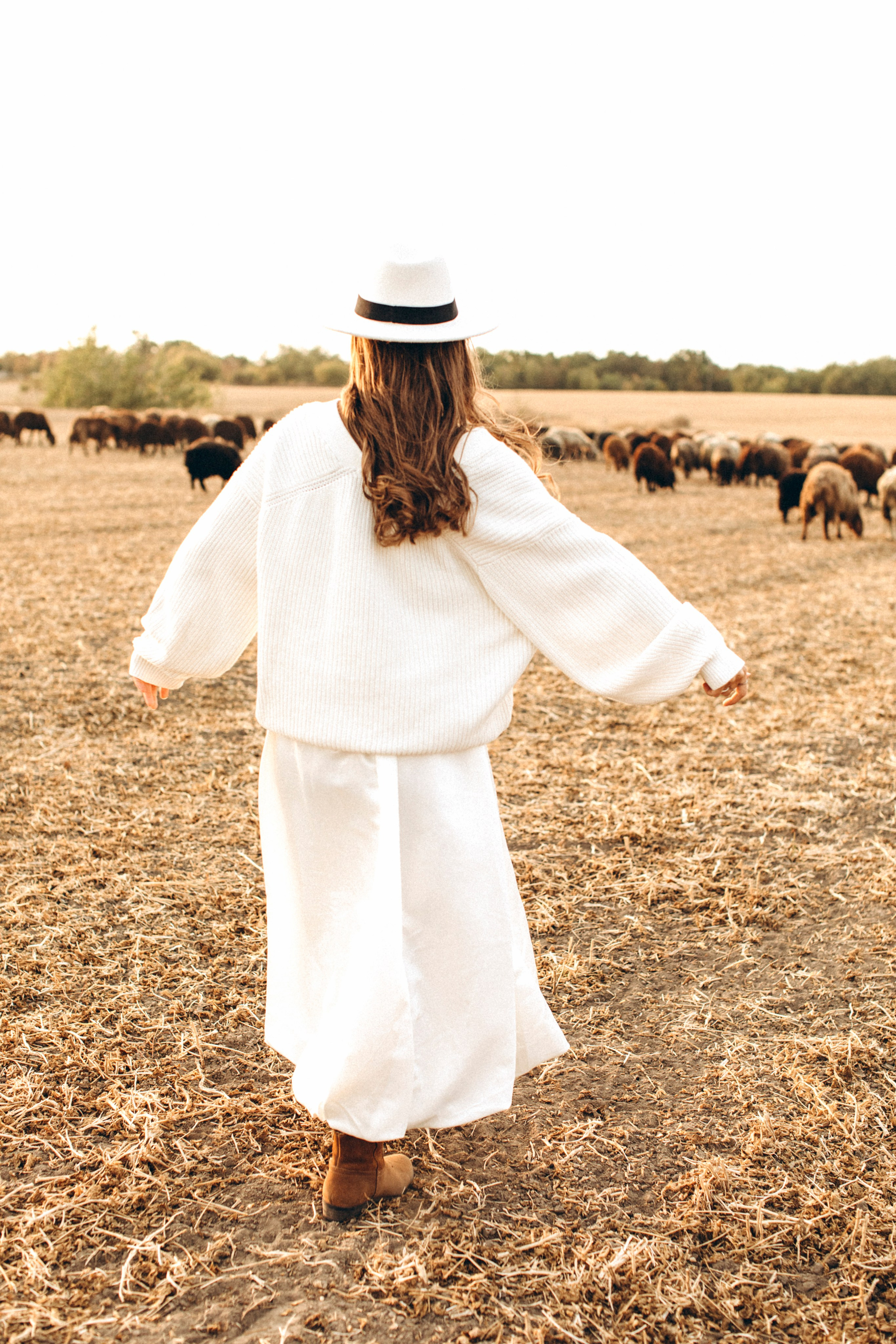 Sheepland: Слава, Крістіна і Злата. Twolovingsouls™: жіночий портрет і сімейна фотографія Київ | Ірпінь