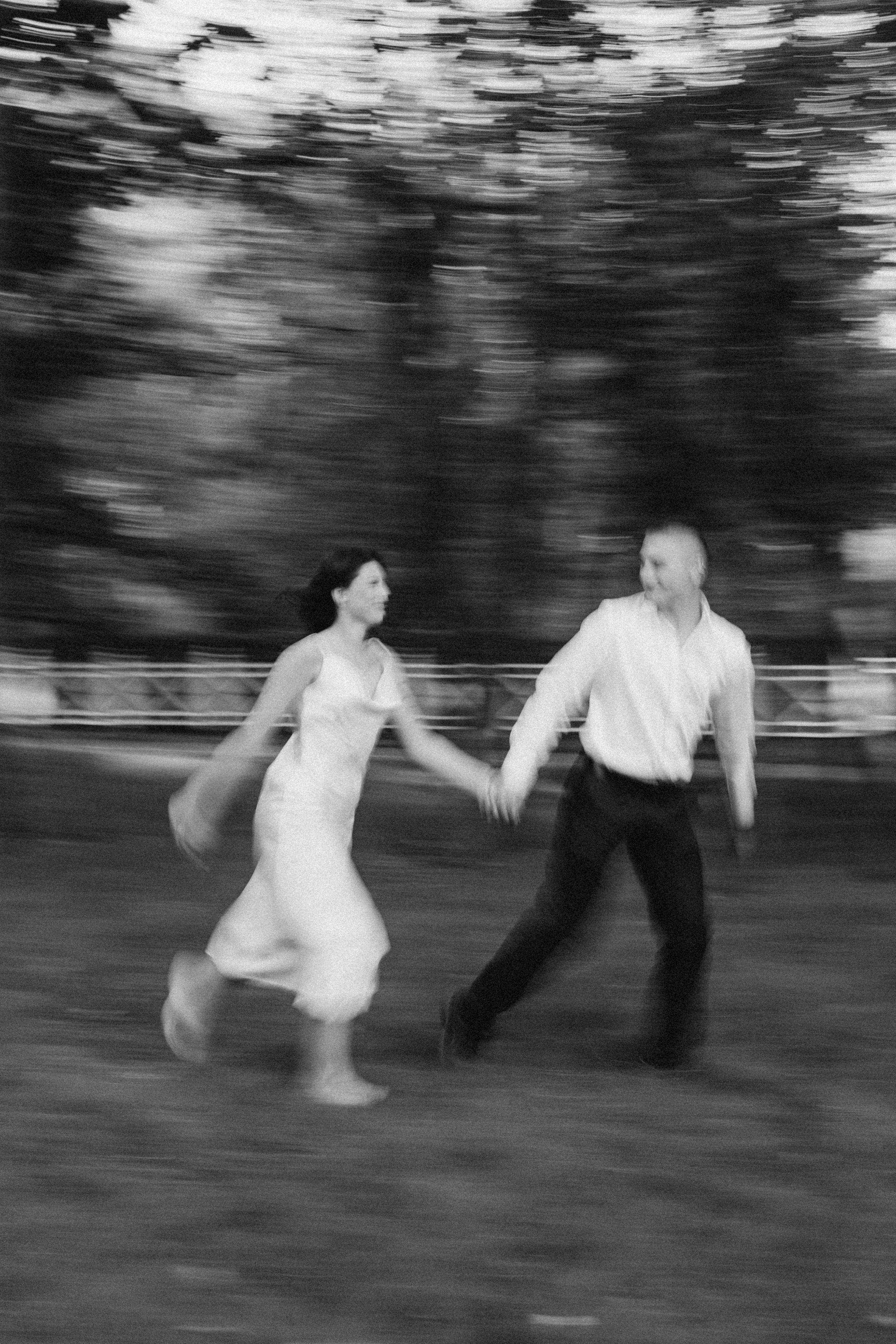 Фотопрогулянка молодят: Рома + Катя. Twolovingsouls™: жіночий портрет і сімейна фотографія Київ | Ірпінь