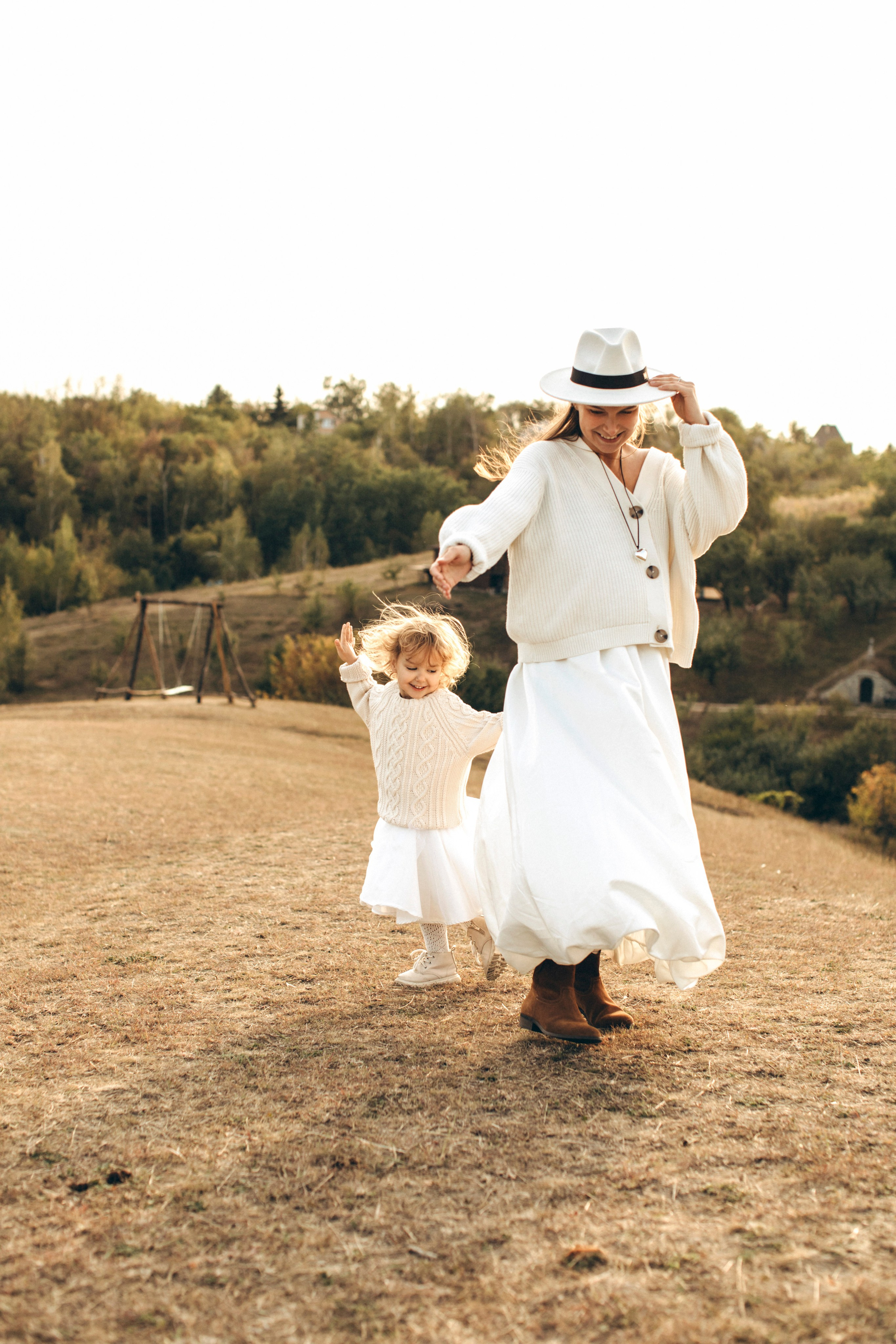 Sheepland: Слава, Крістіна і Злата. Twolovingsouls™: жіночий портрет і сімейна фотографія Київ | Ірпінь