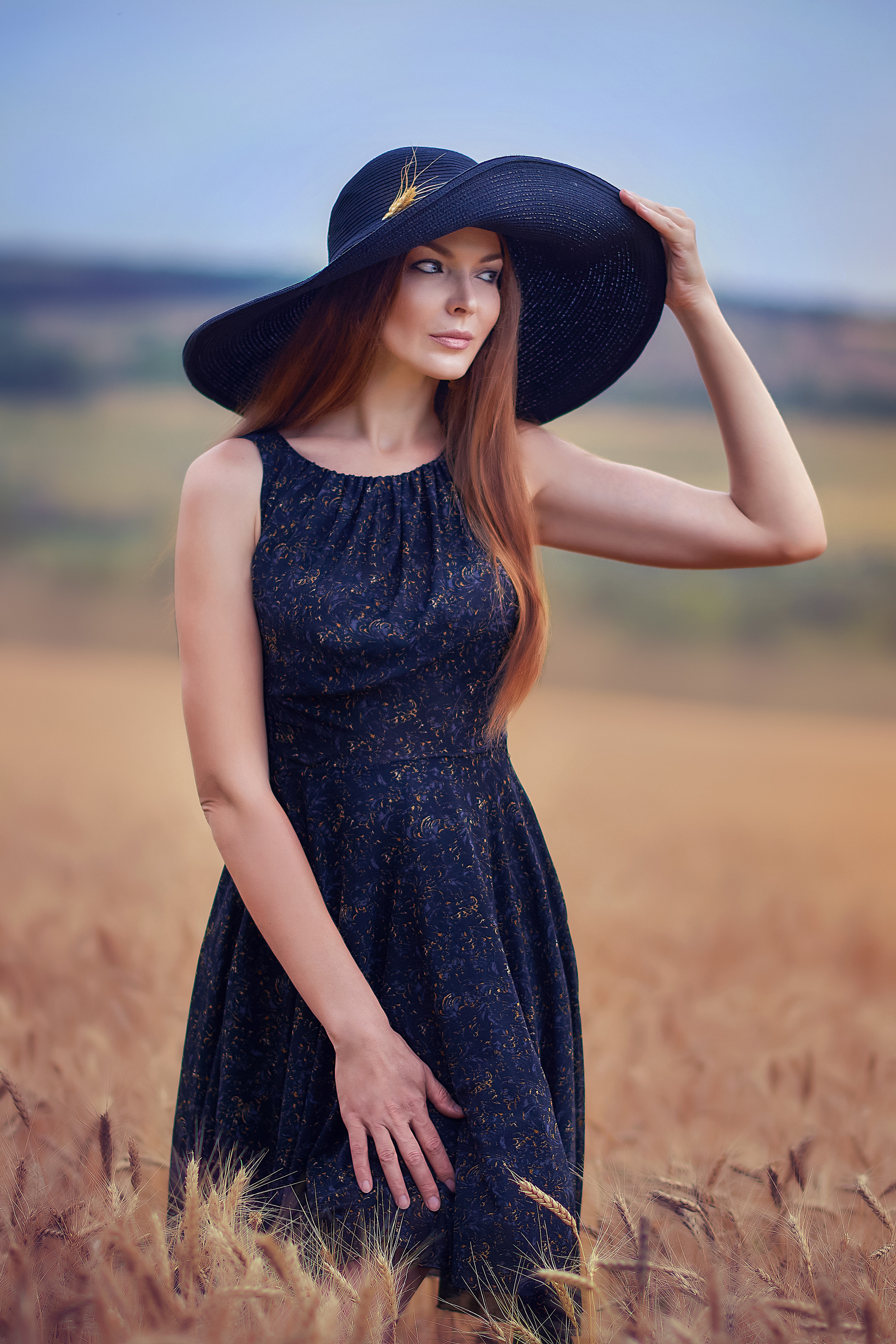 Фотосессия в поле. Фотограф в Одессе, Киеве, Донецке Helena