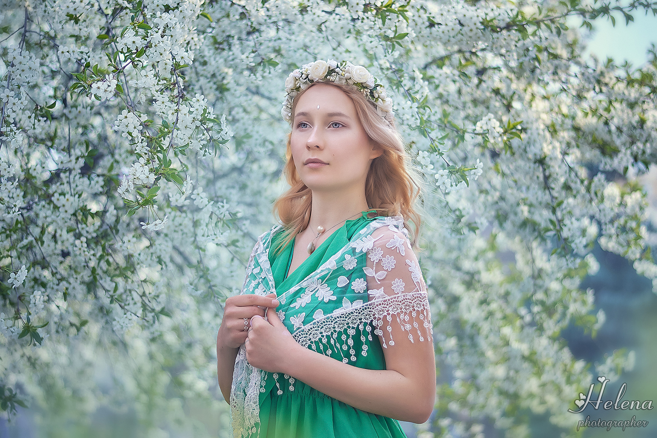 Фотосессия в цветении. Фотограф в Одессе, Киеве, Донецке Helena