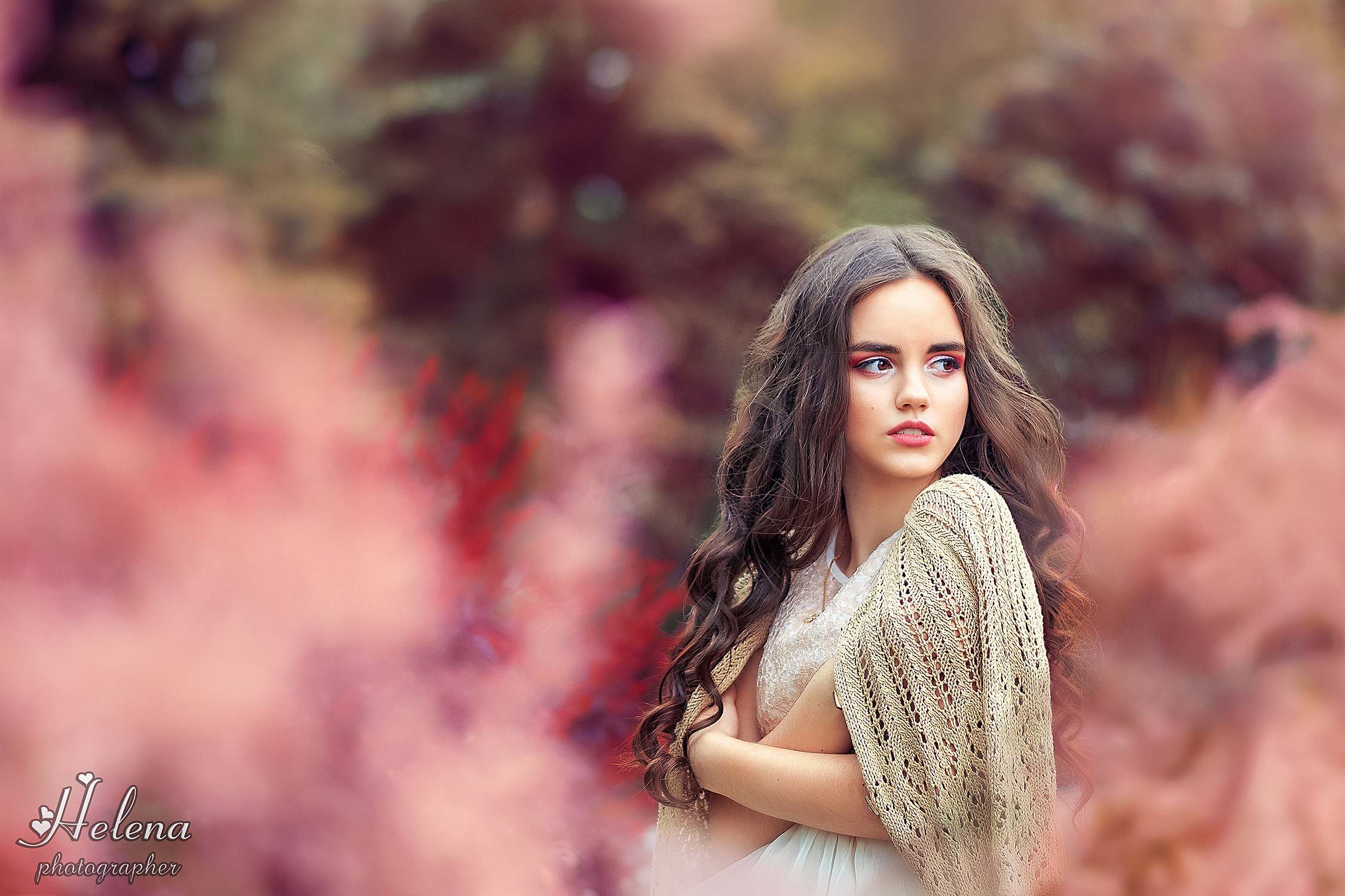 Съёмка в цветении для красивой девушки. Фотограф в Одессе, Киеве, Донецке Helena