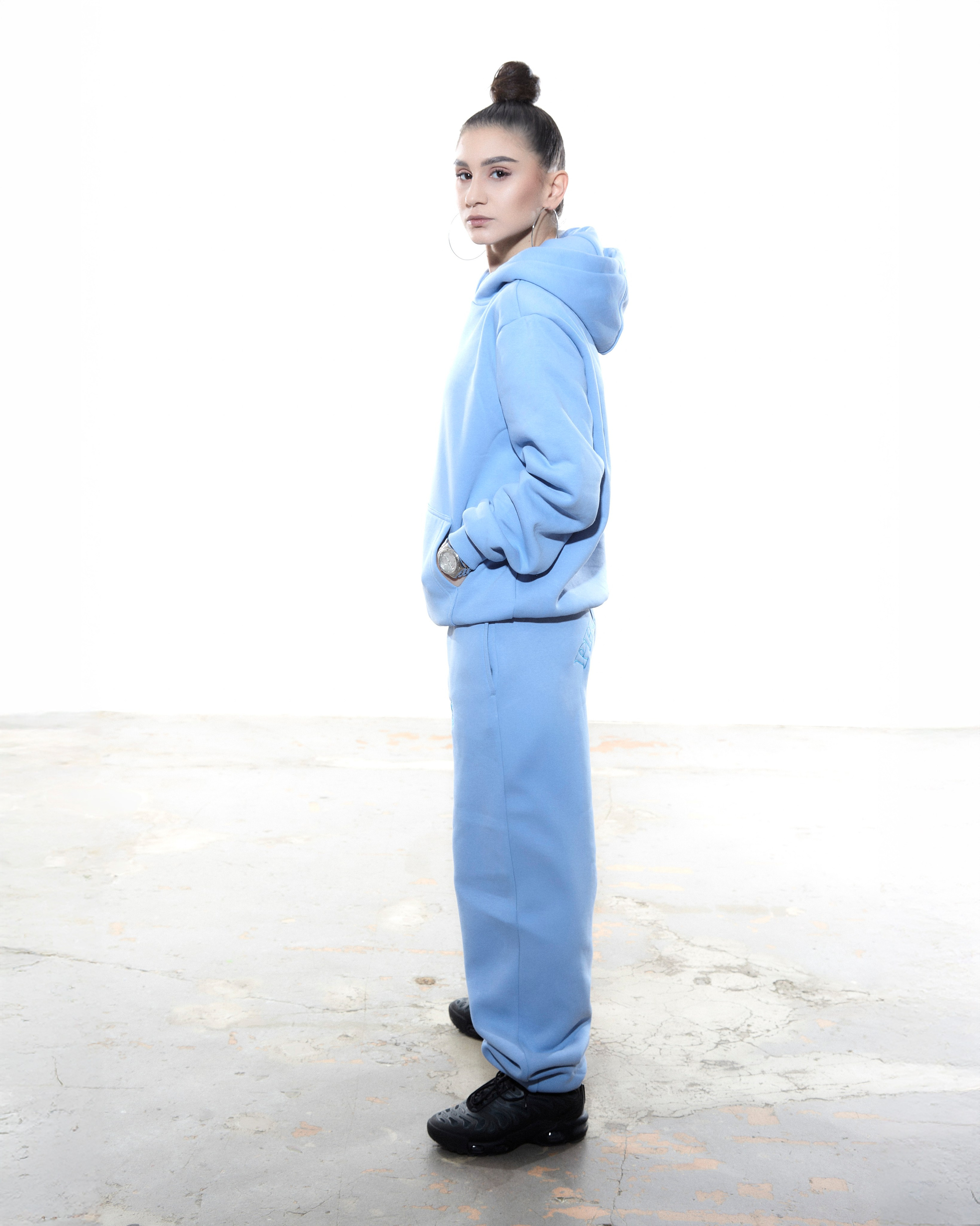 Cavajda BXNG. Modni fotograf Praha Oksana Slyvchuk