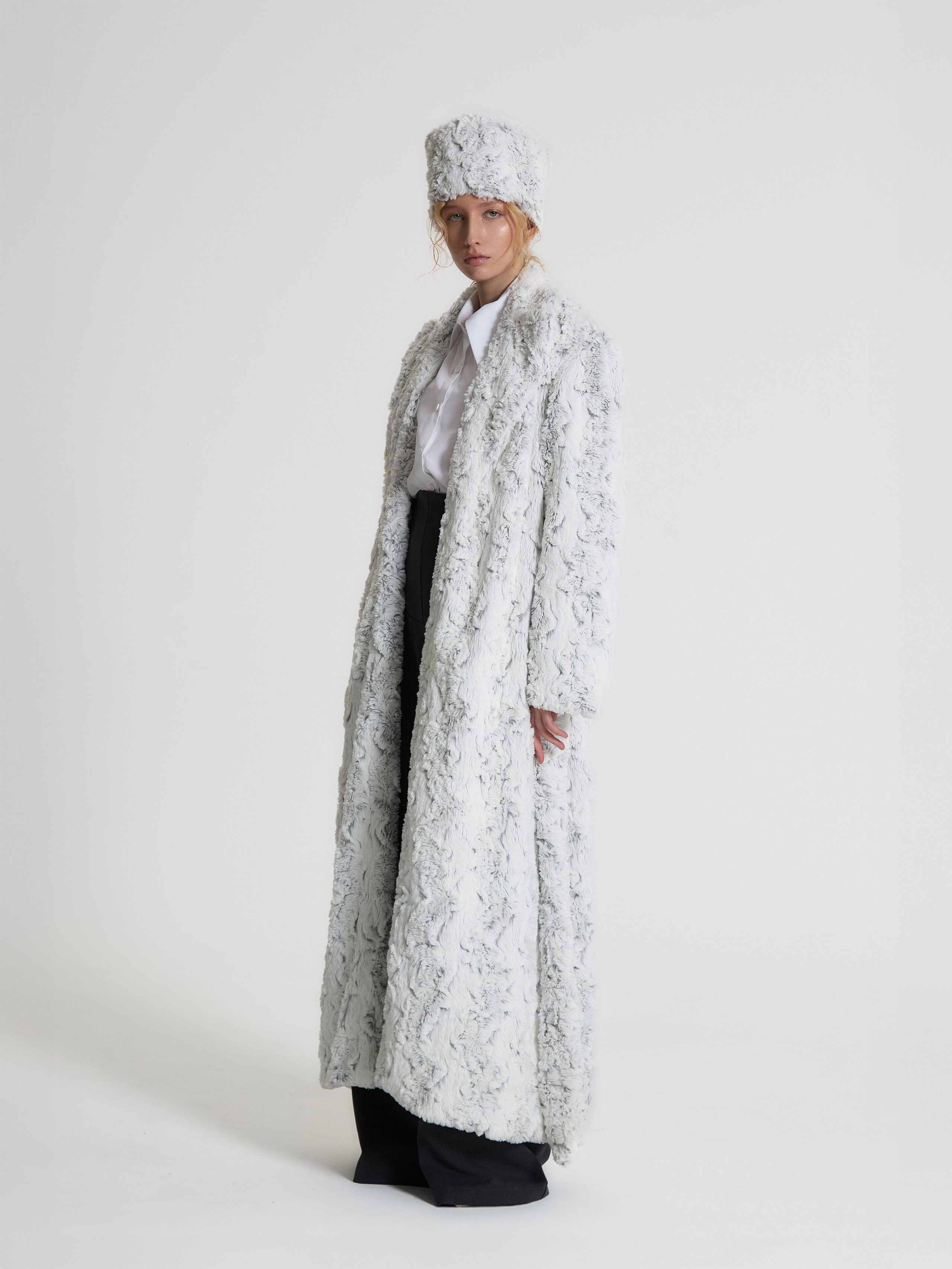 Denisa Dodala F/W 26. Modni fotograf Praha Oksana Slyvchuk