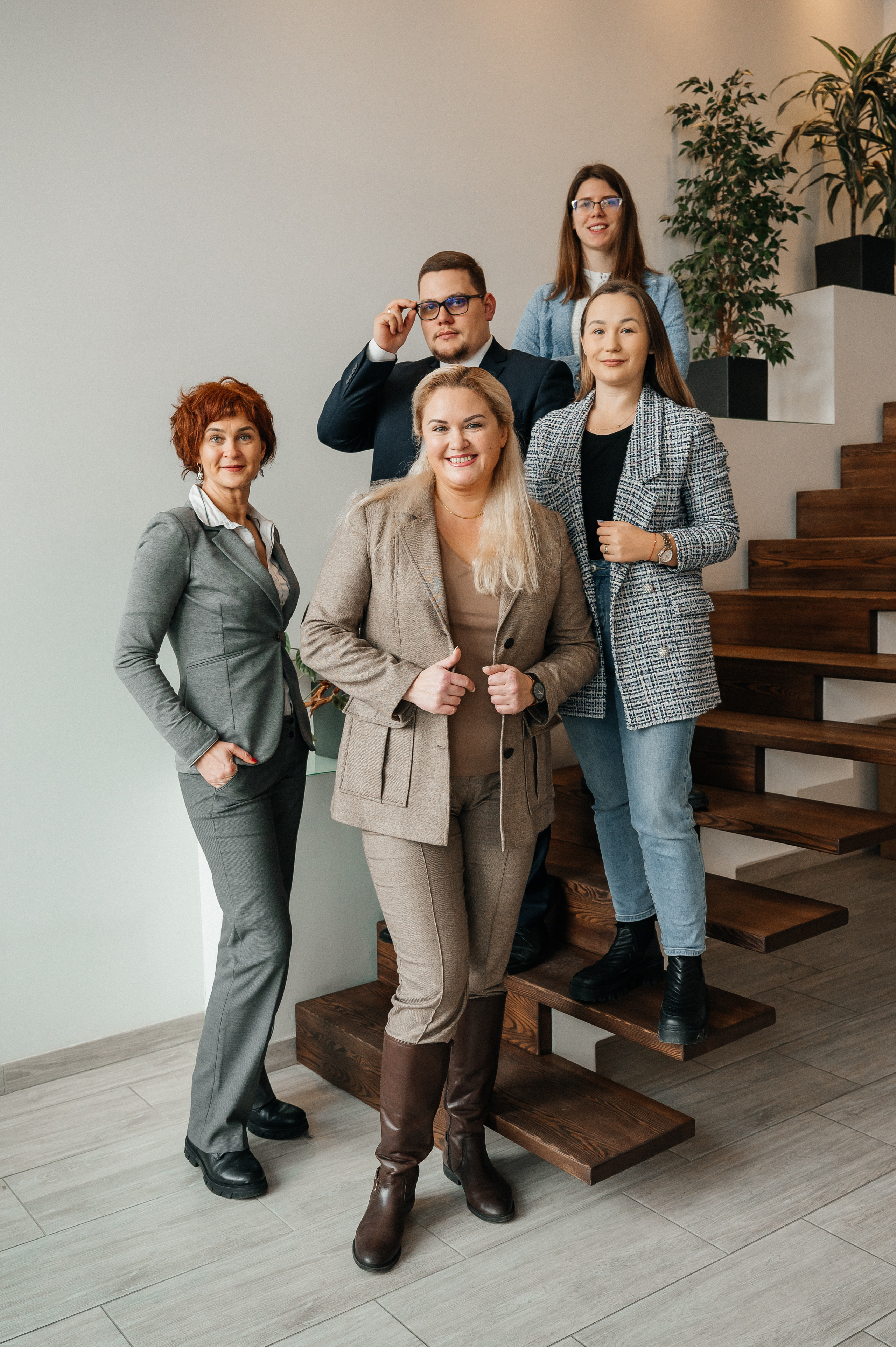 Biuro fotosessija. Vestuvių nuotraukos ir video Lietuvoje