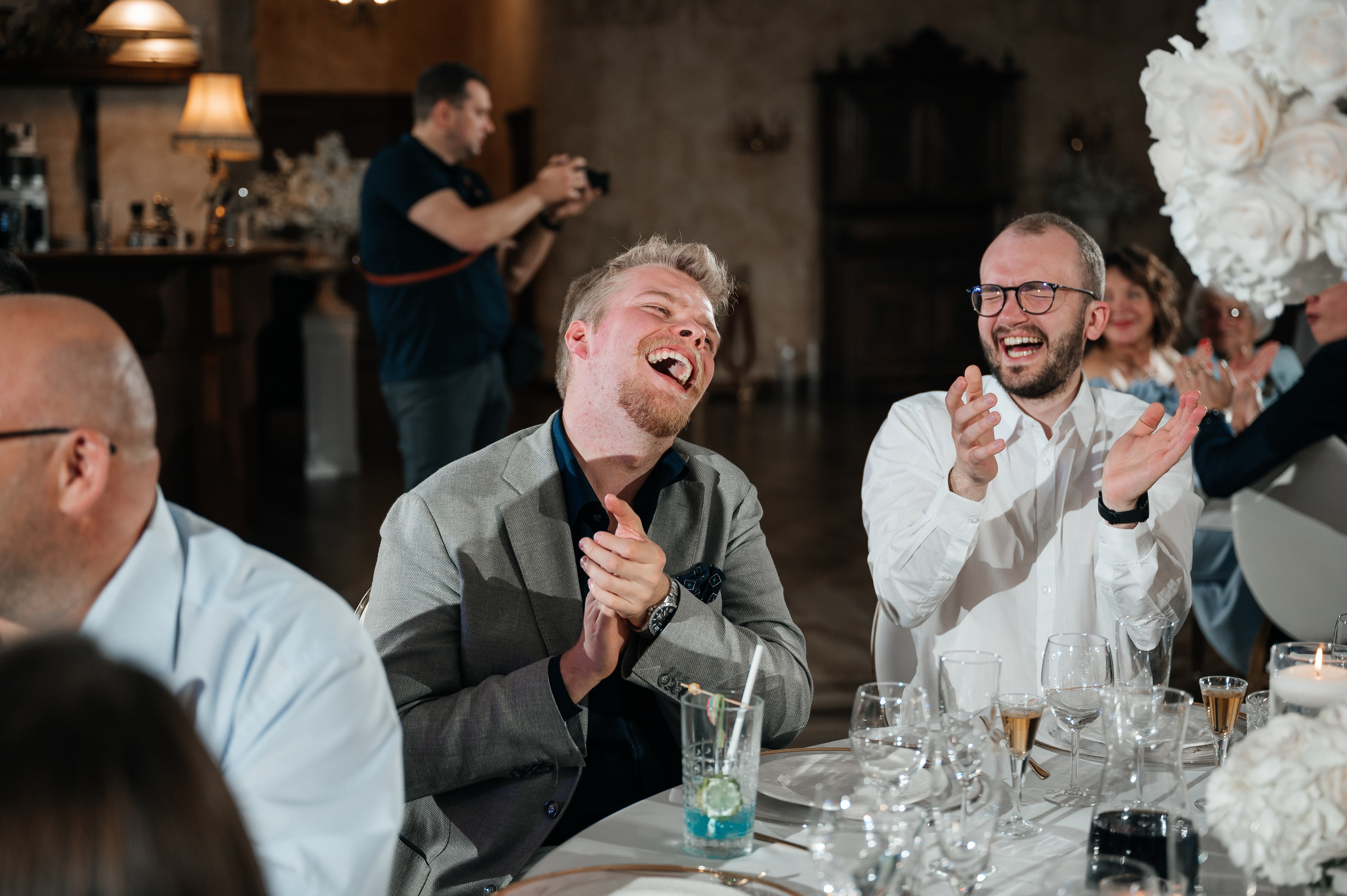 Reportažinė fotografija. Vestuvių VIDEO ir FOTO komanda