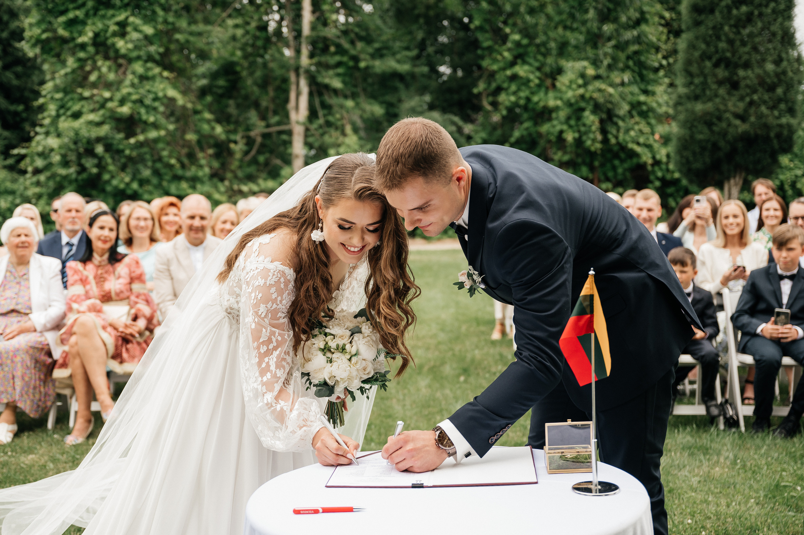 Lukas ir Dovilė. Vestuvių nuotraukos ir video Lietuvoje