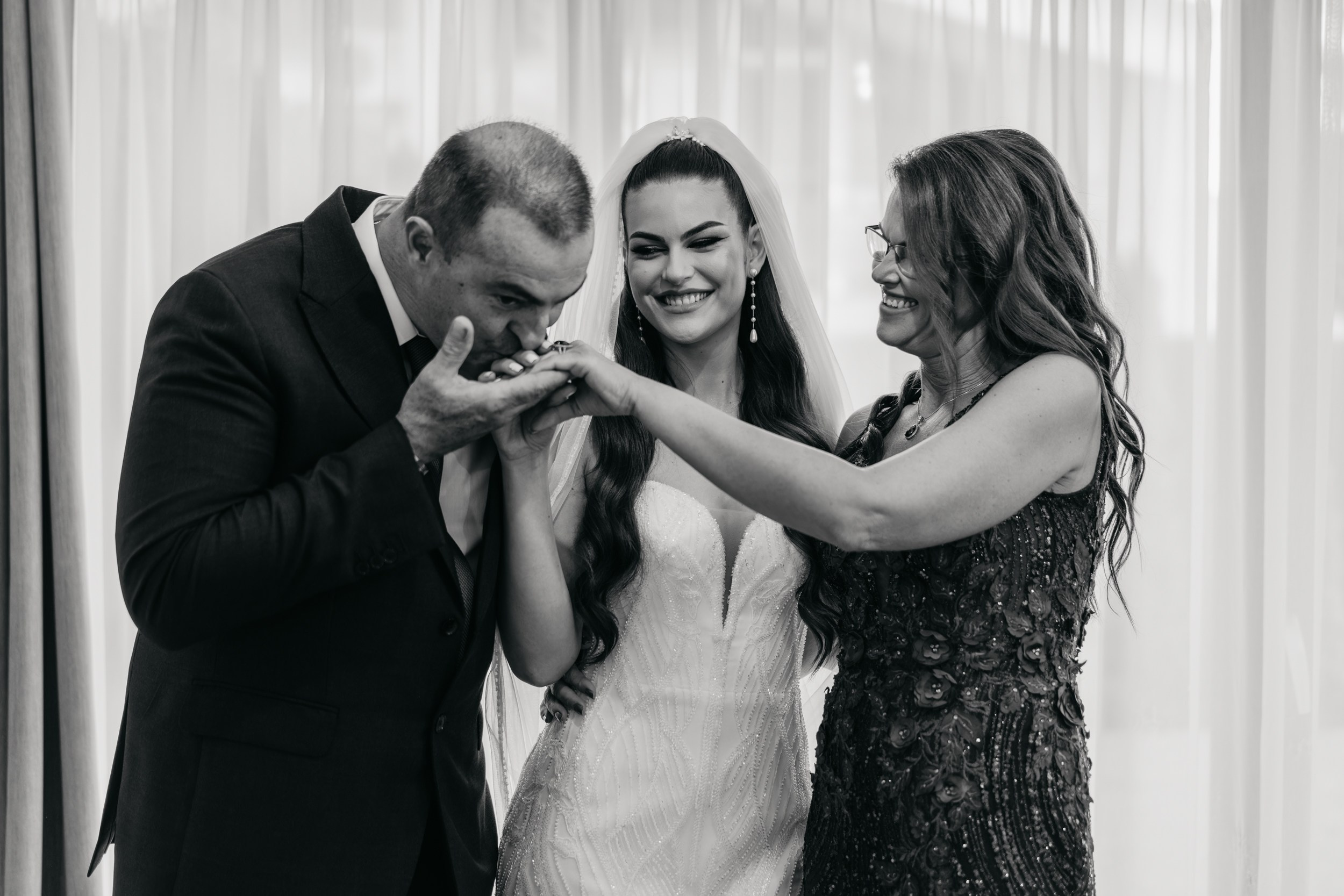 Alexandra & Alex. Luviar by Mihai Andrei Popa