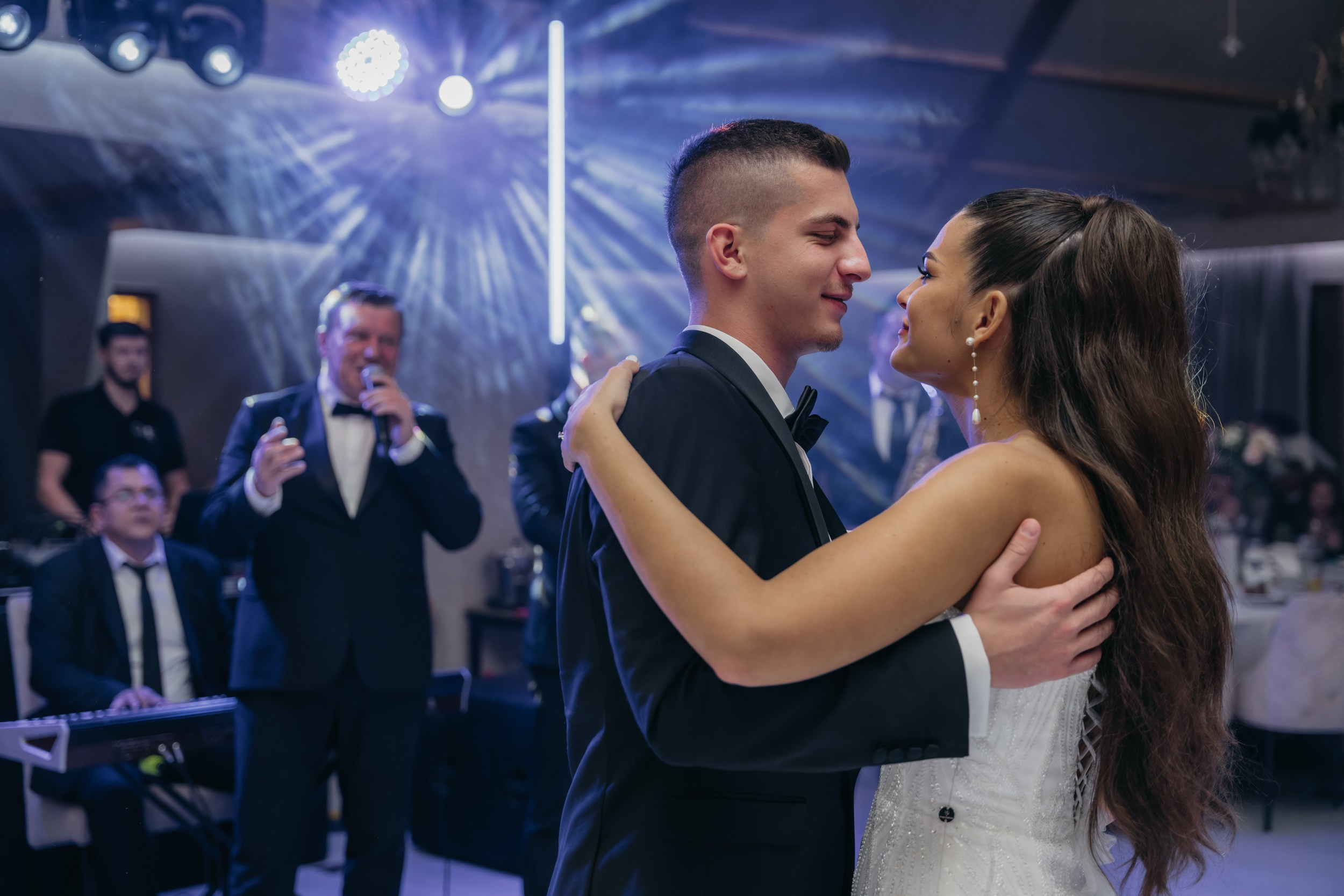 Alexandra & Alex. Luviar by Mihai Andrei Popa