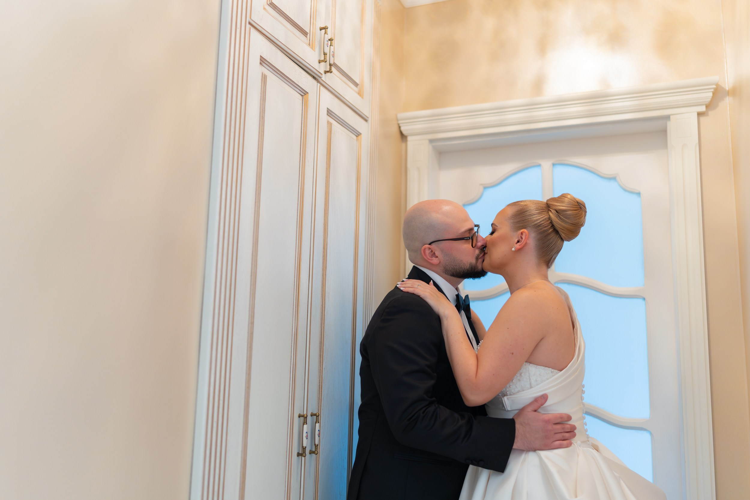 Sorana & Alexandru. Luviar by Mihai Andrei Popa