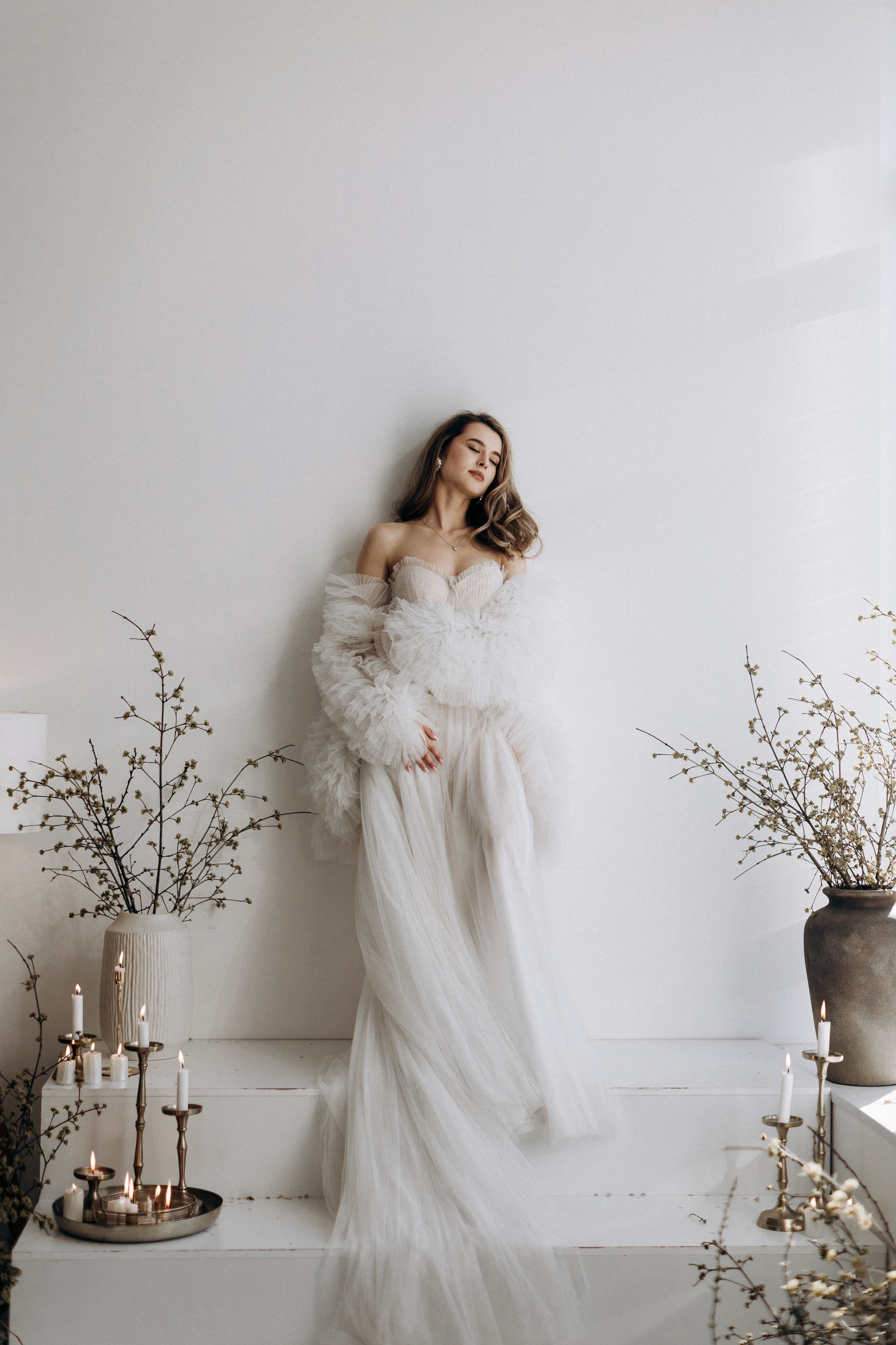 Whispers of Light. Головна