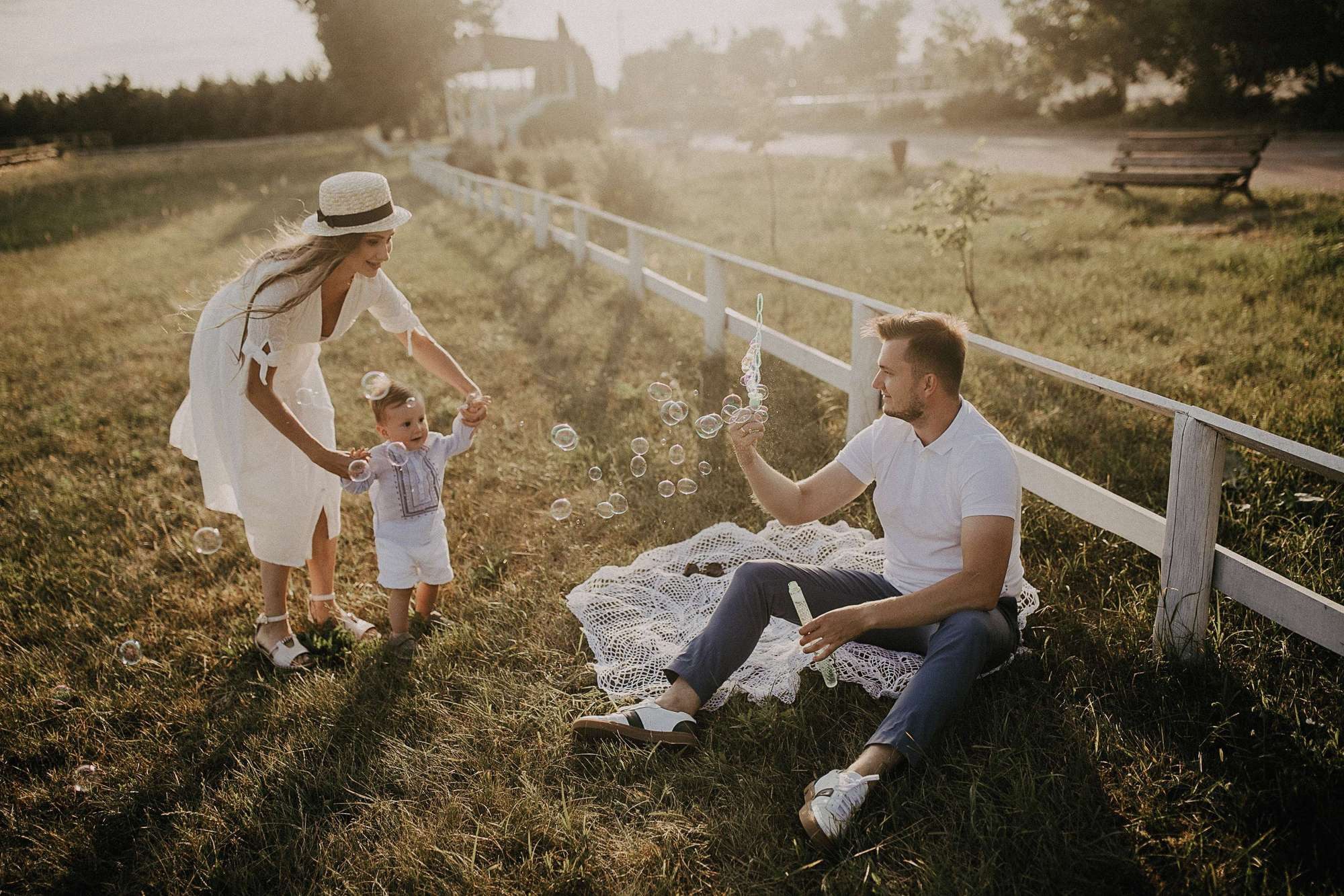 Діма, Олеся і Давид. Головна