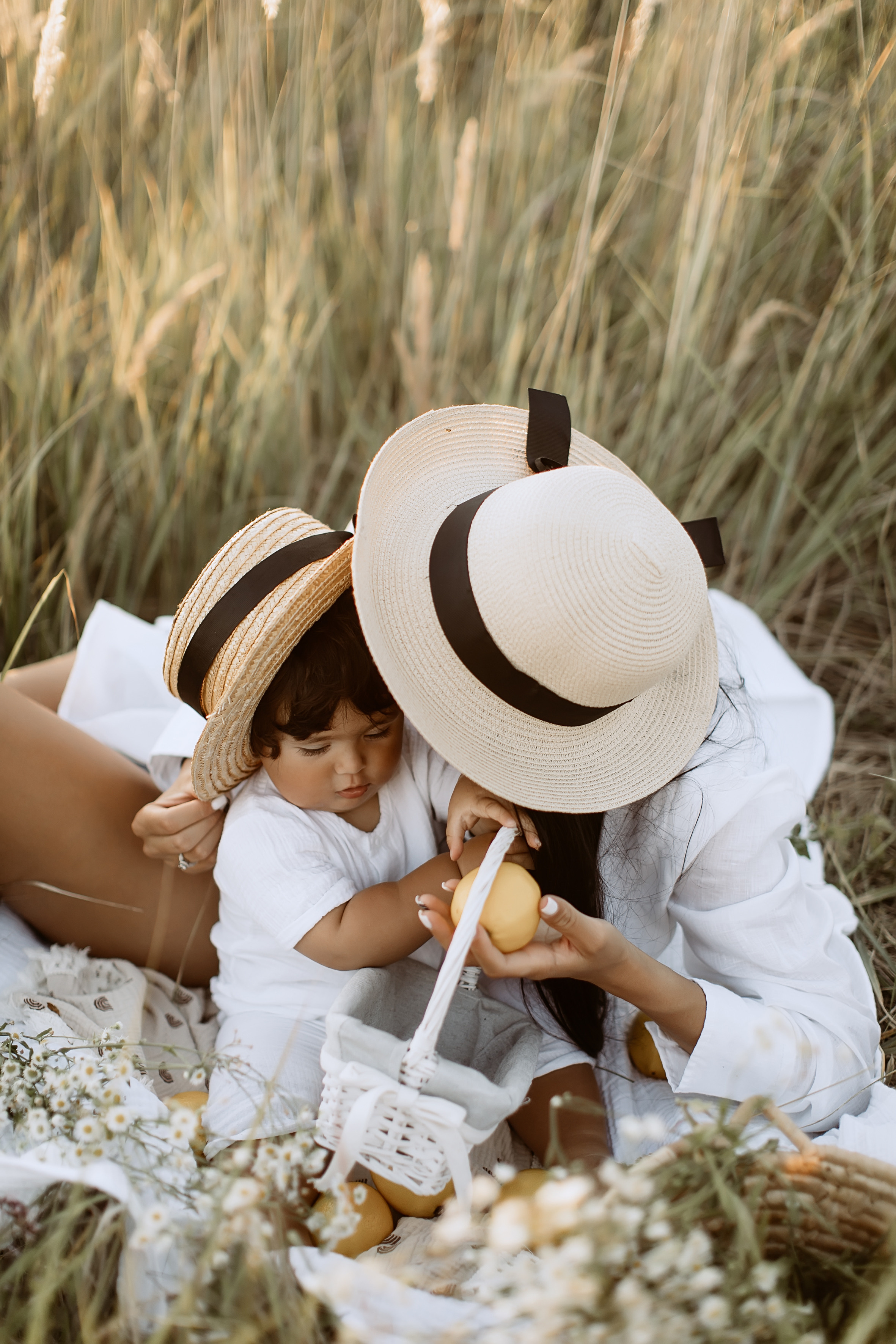 Віка та Марк. Головна