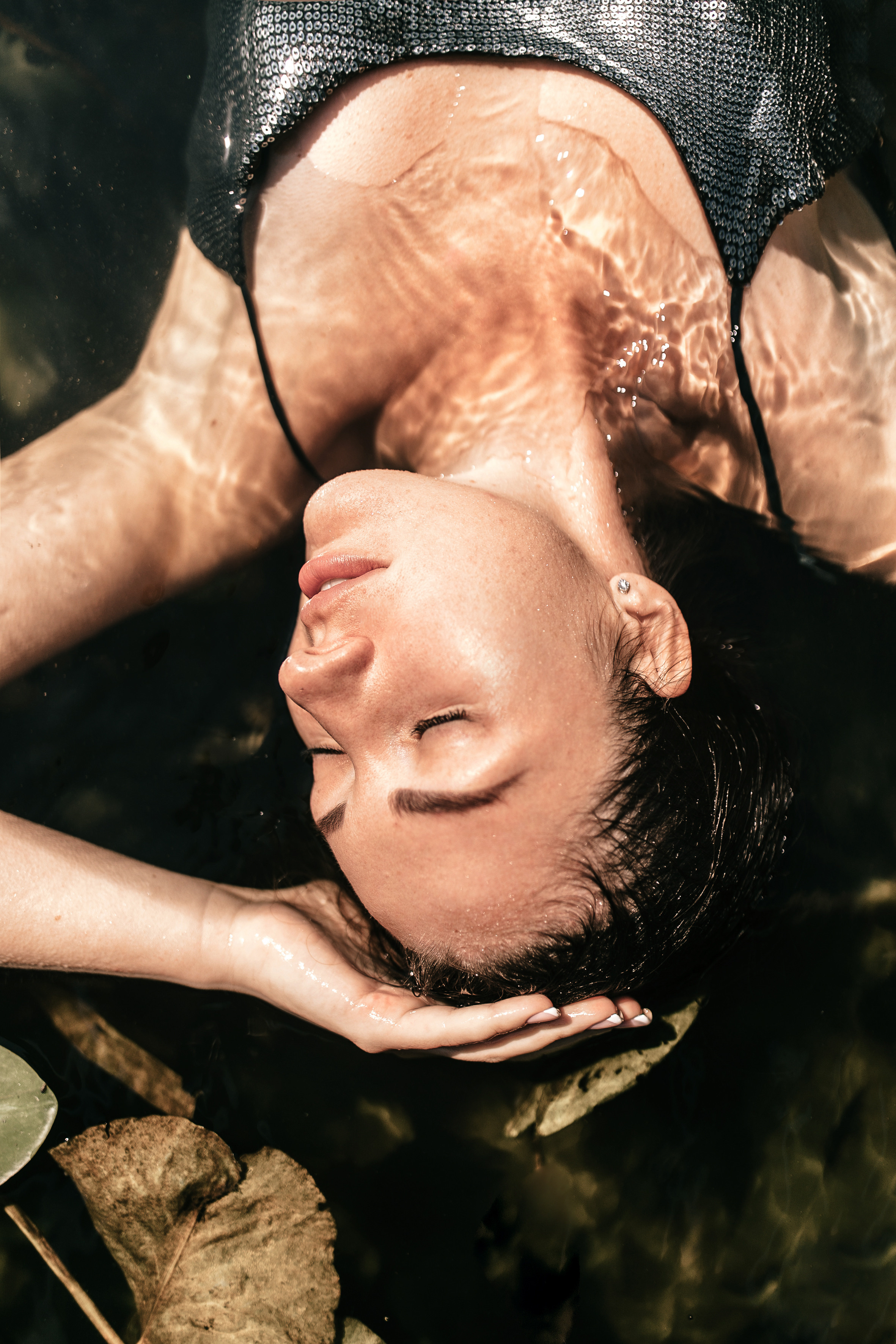 Лілія. Головна