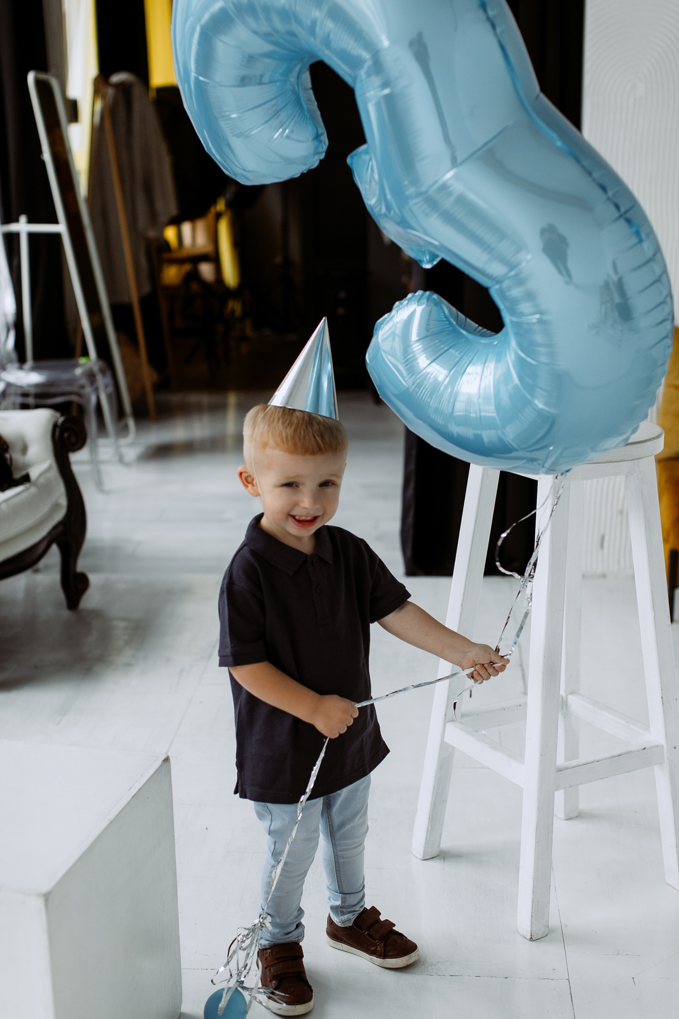 Христина та Дем’ян. Головна