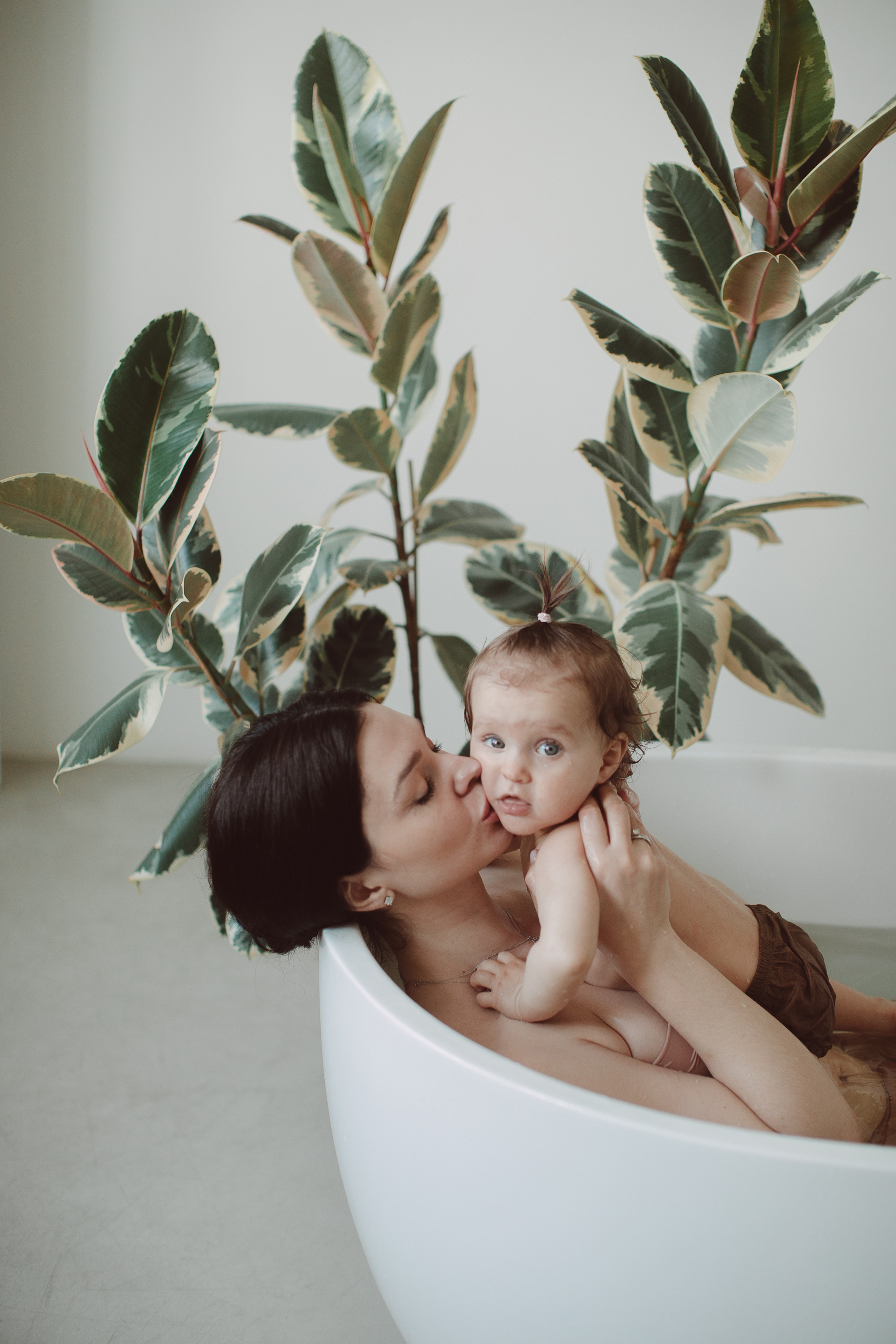 Діана та Даніела. Головна