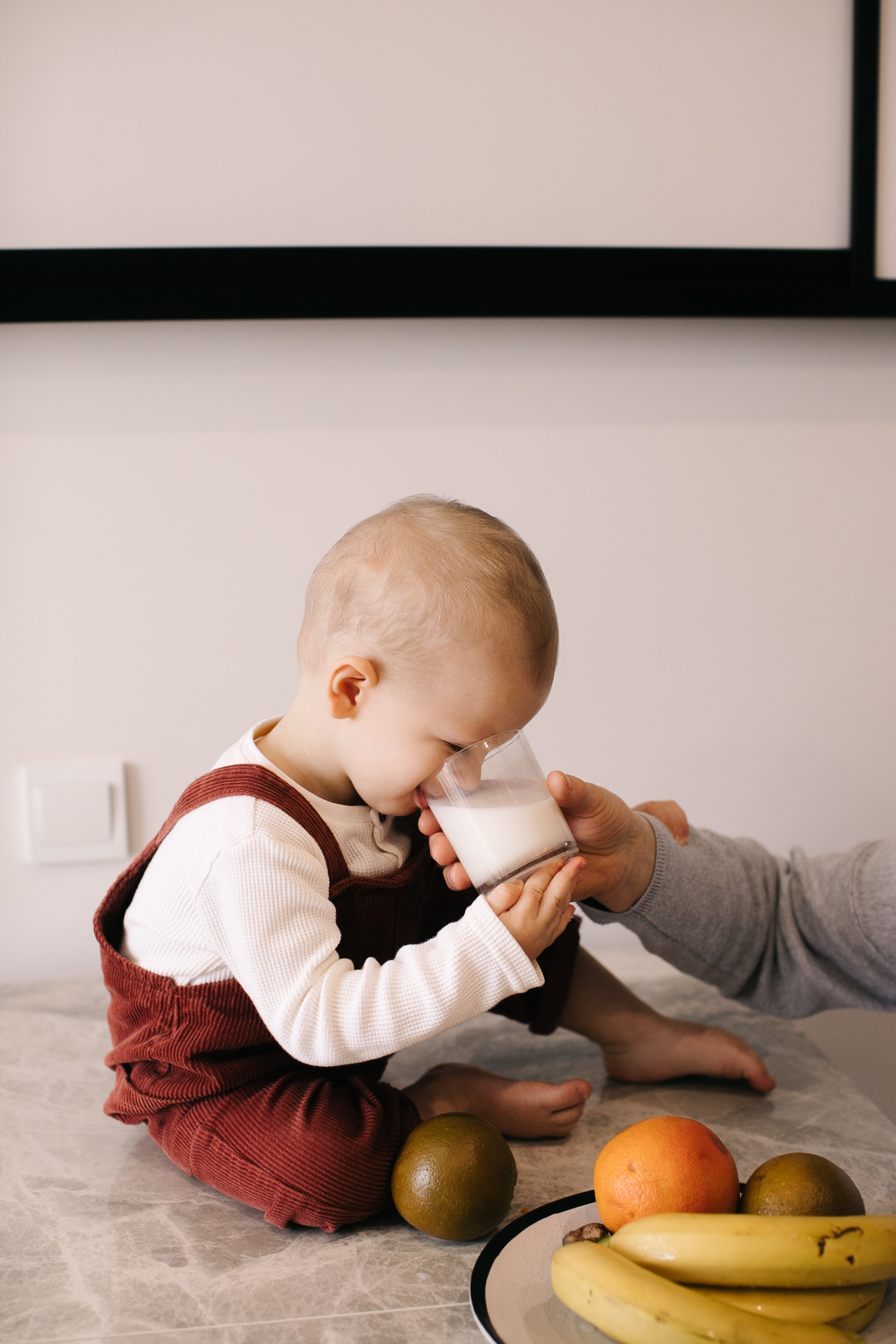 Іра, Богдан та Влад. Головна