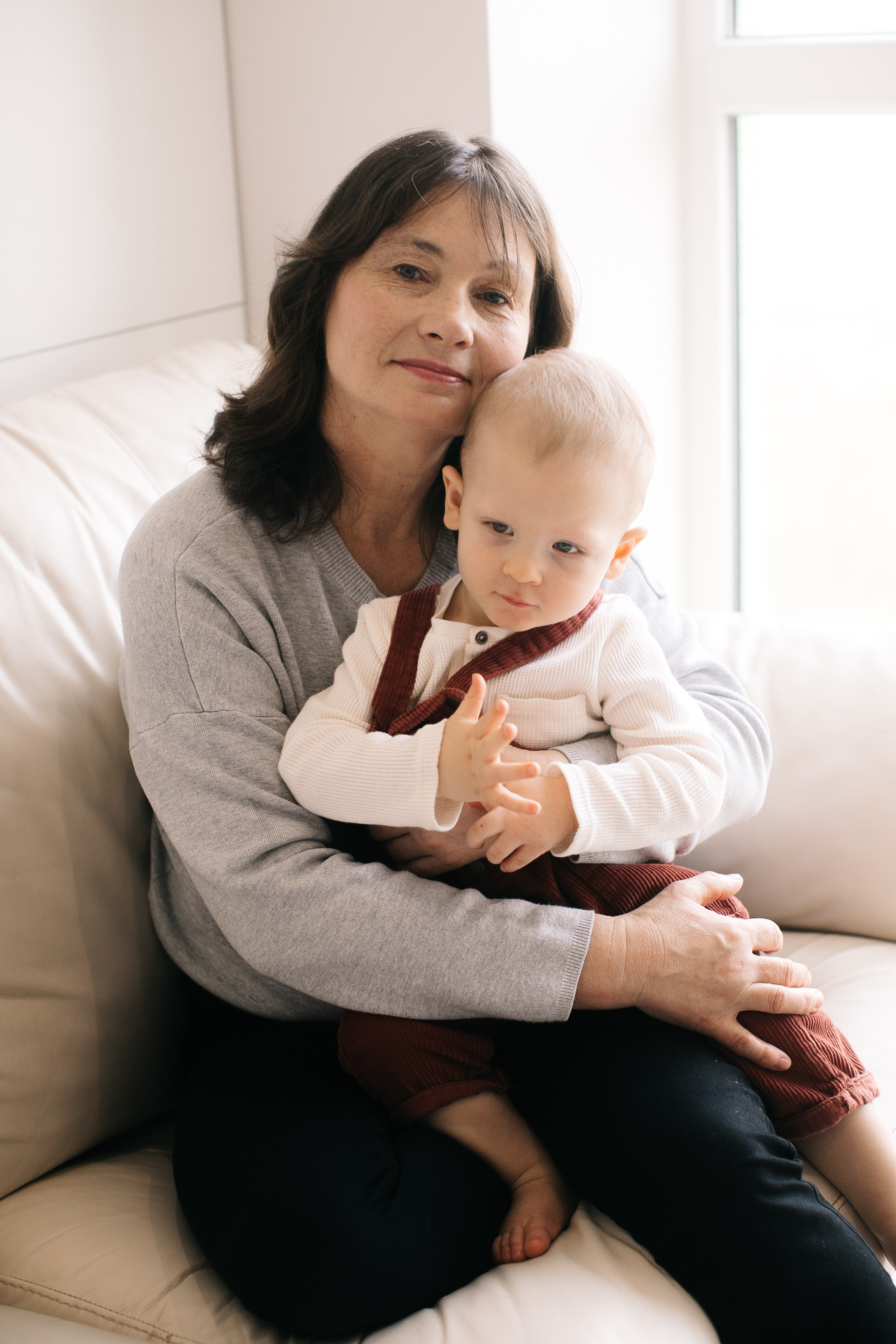 Іра, Богдан та Влад. Головна