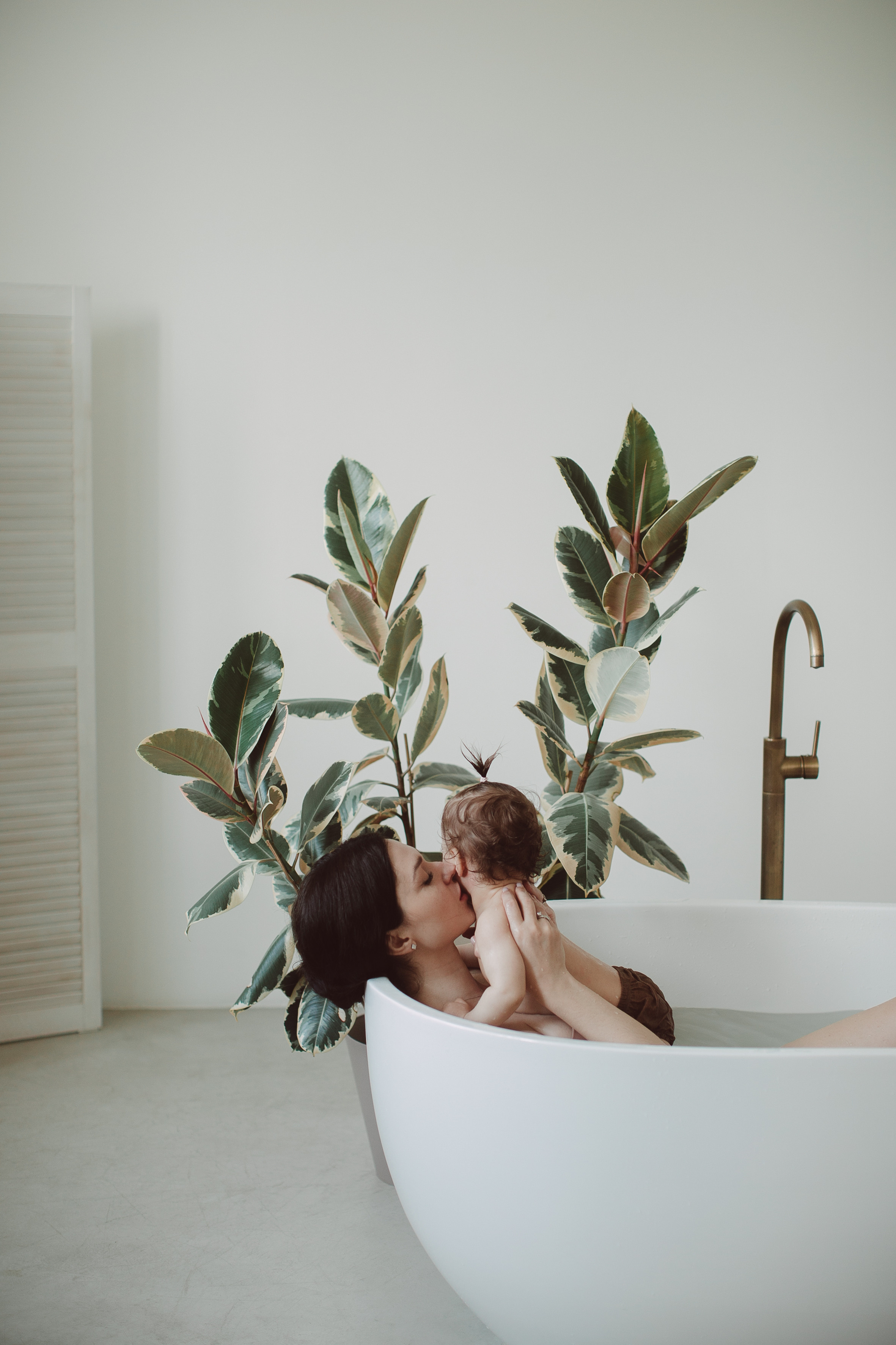 Діана та Даніела. Головна