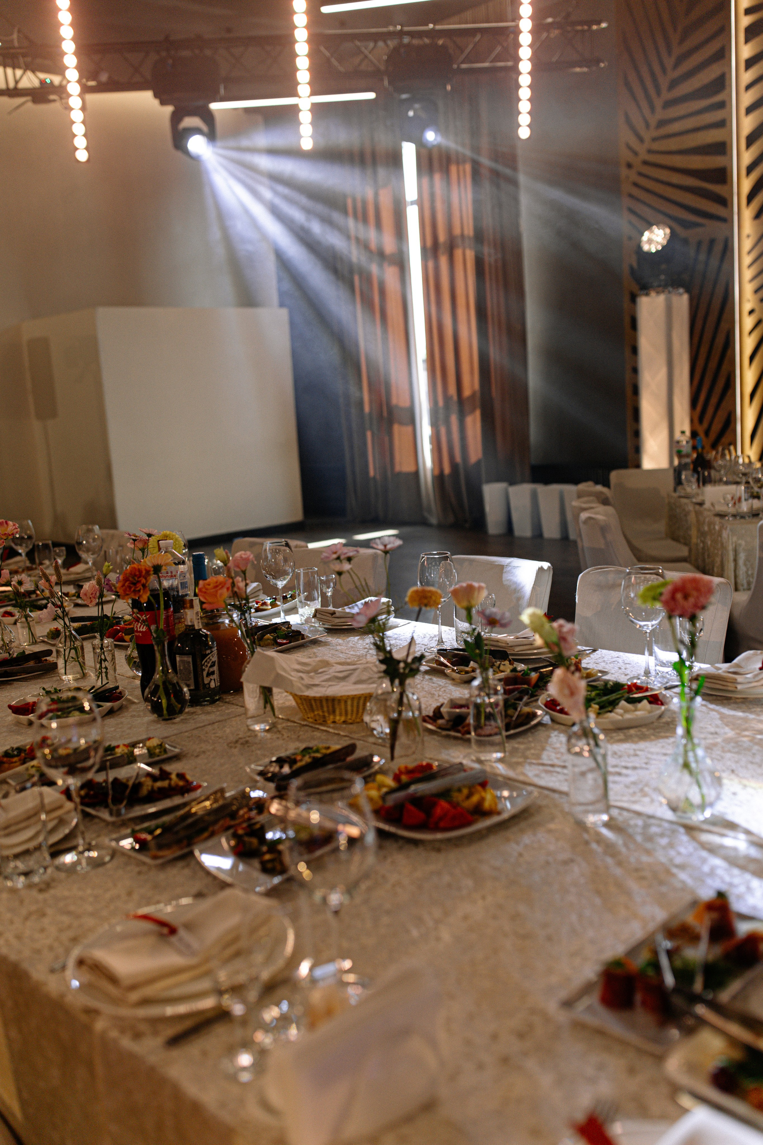 Ольга&Орест. Головна