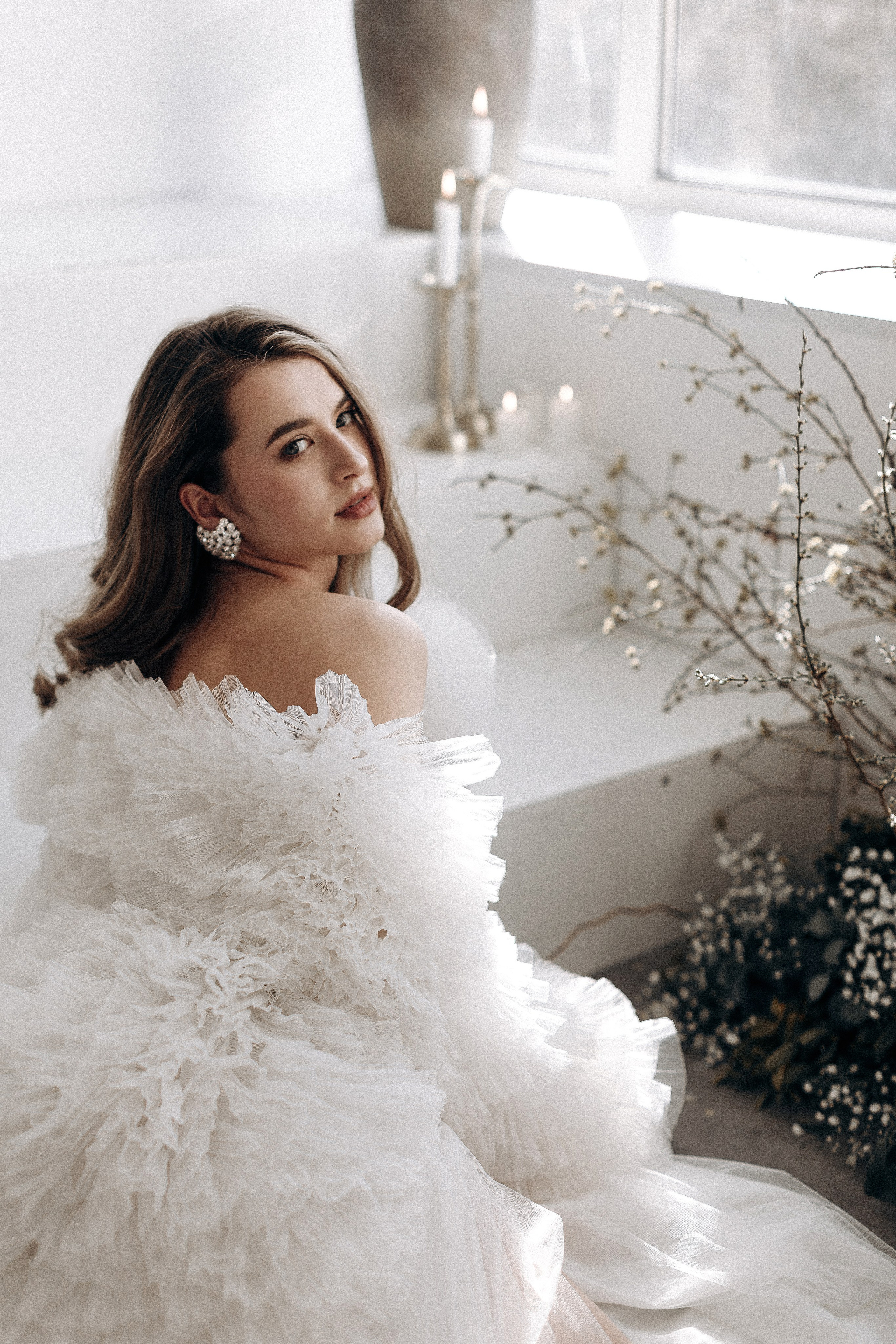 Whispers of Light. Головна