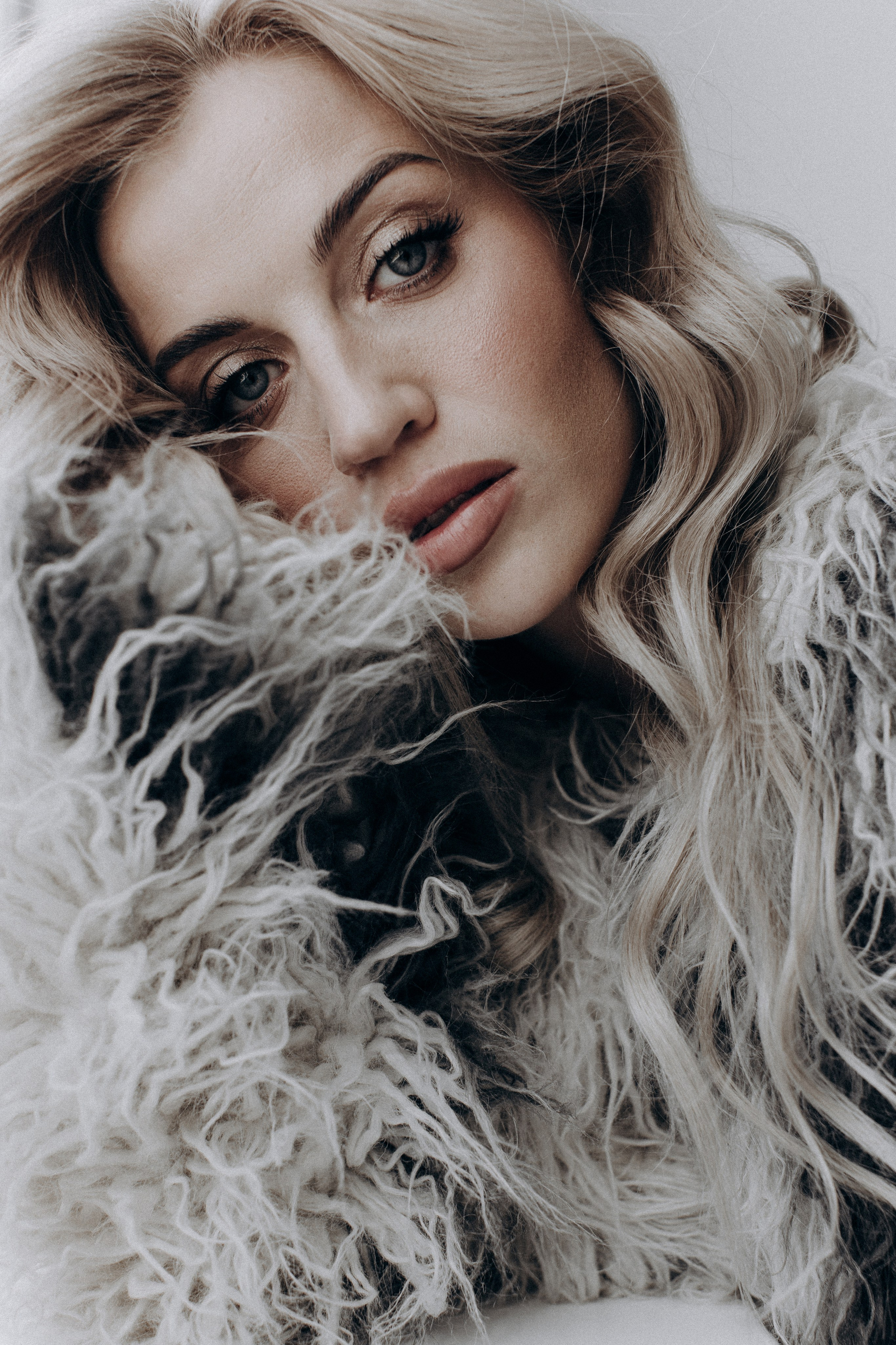 Портрет. Головна